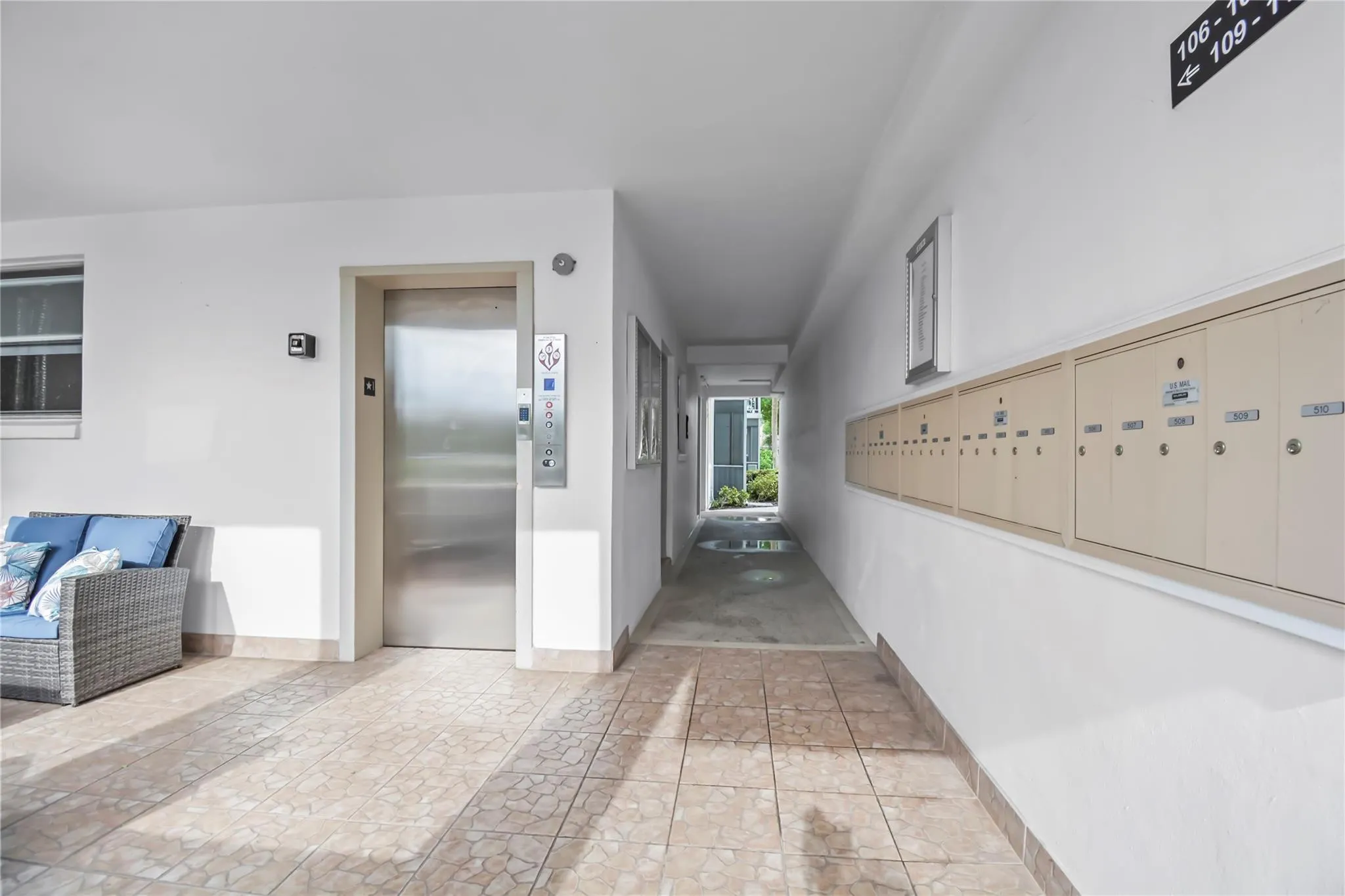 2809 Florida Blvd, #107
