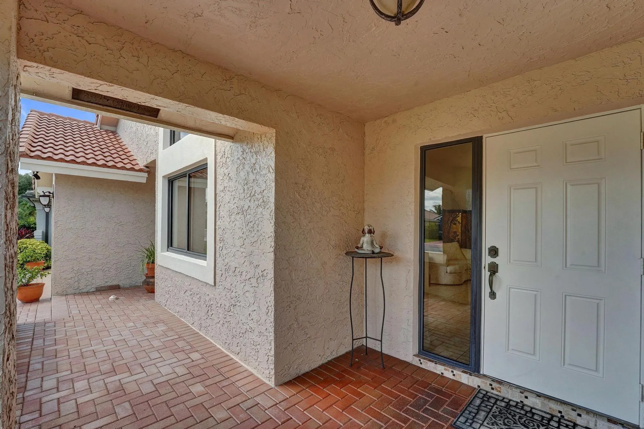 1541 W Oak Knoll Cir