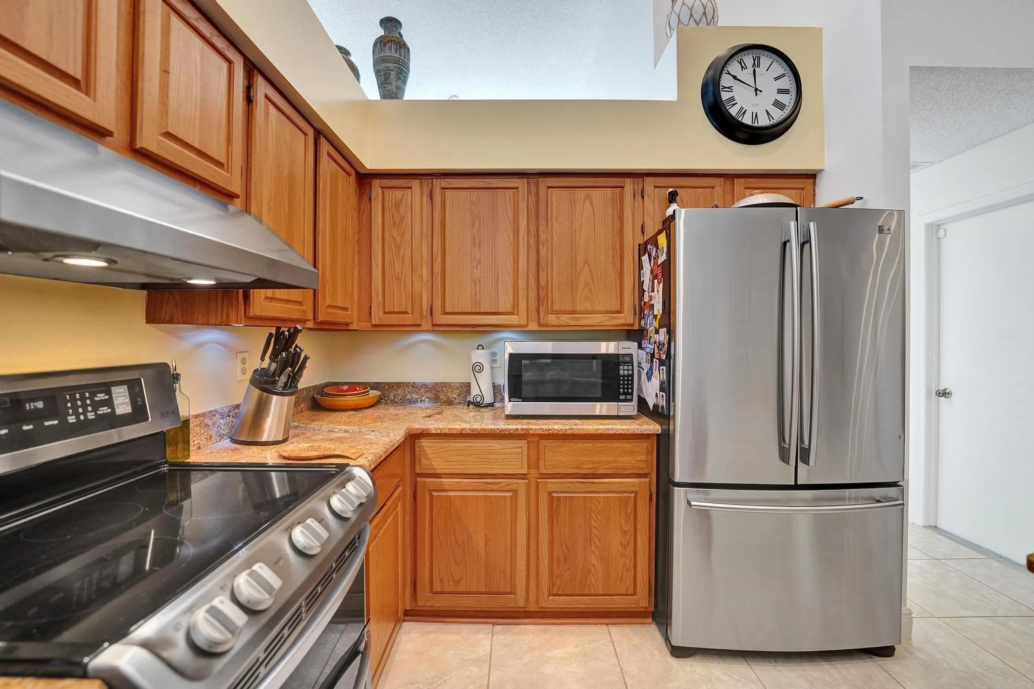 1541 W Oak Knoll Cir