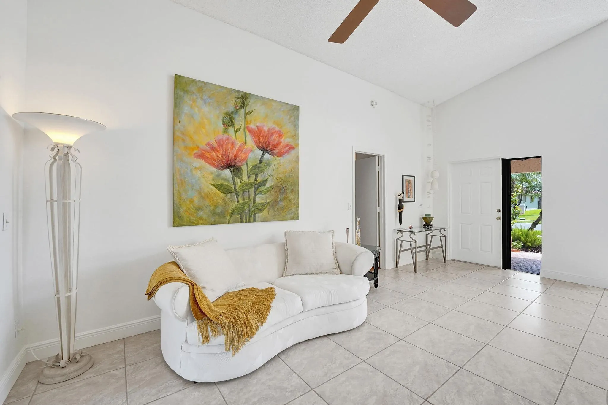 1541 W Oak Knoll Cir