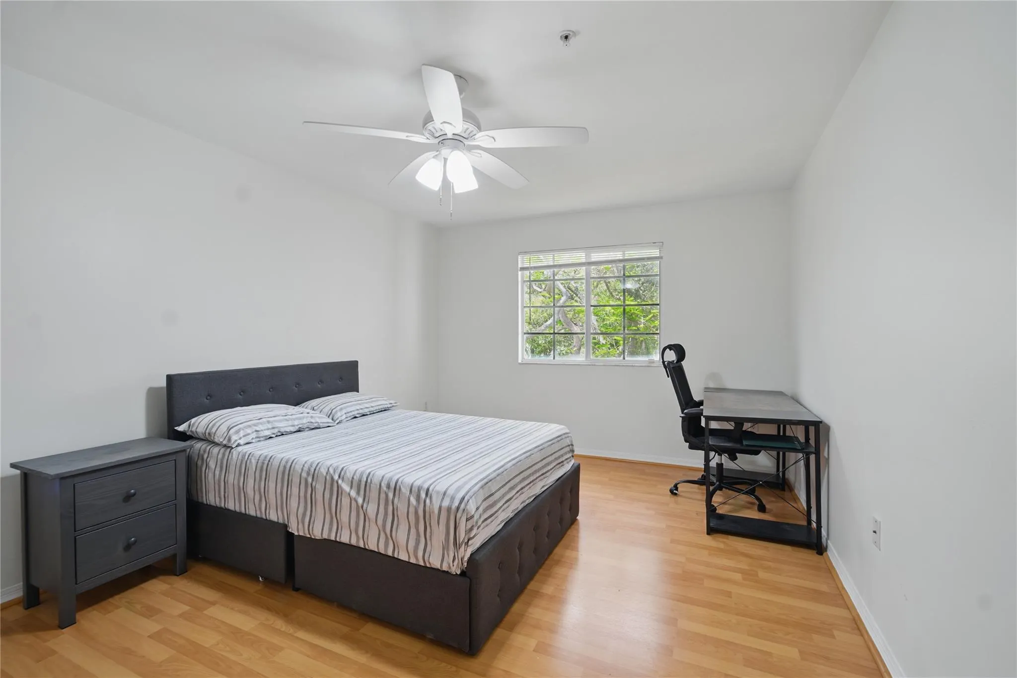 11133 SW 8 ST, #306