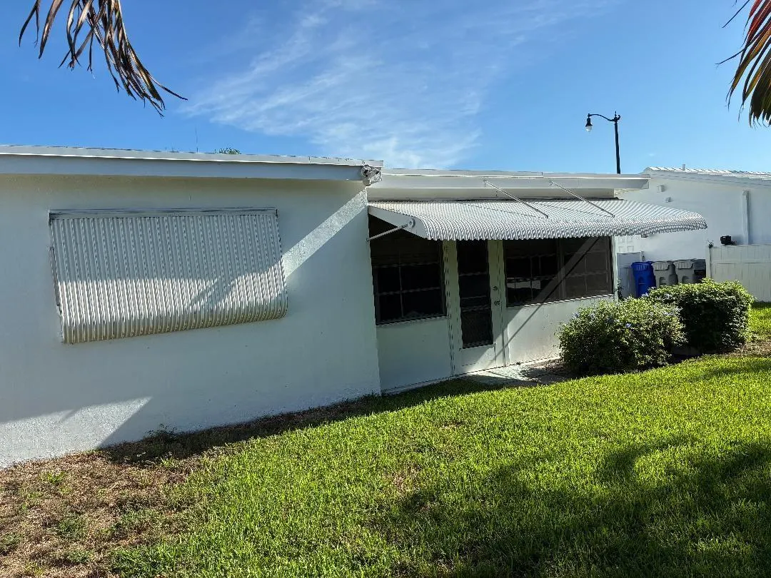 110 NW 24th Ct