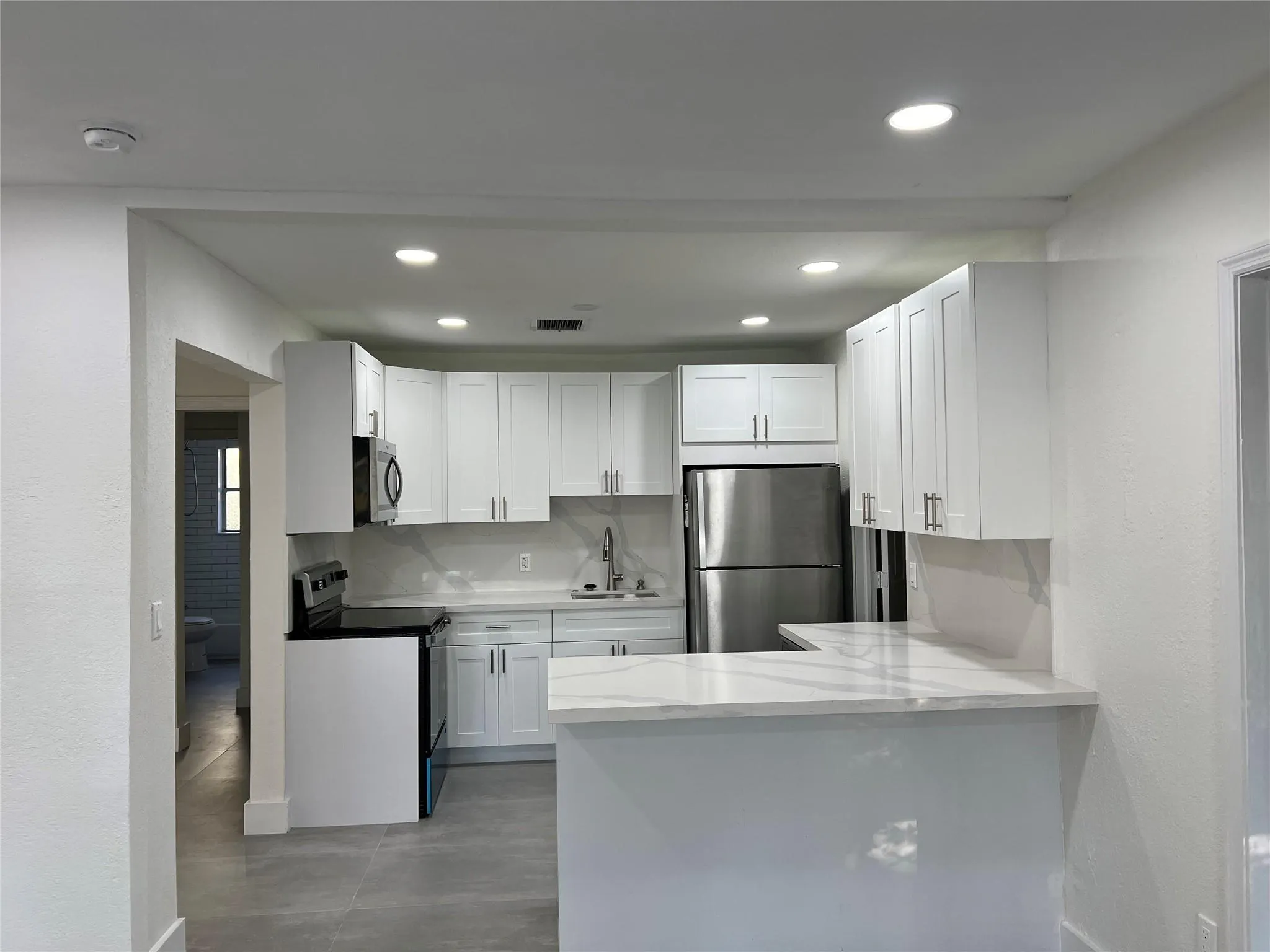 6301 NE 5th Ave, #6301
