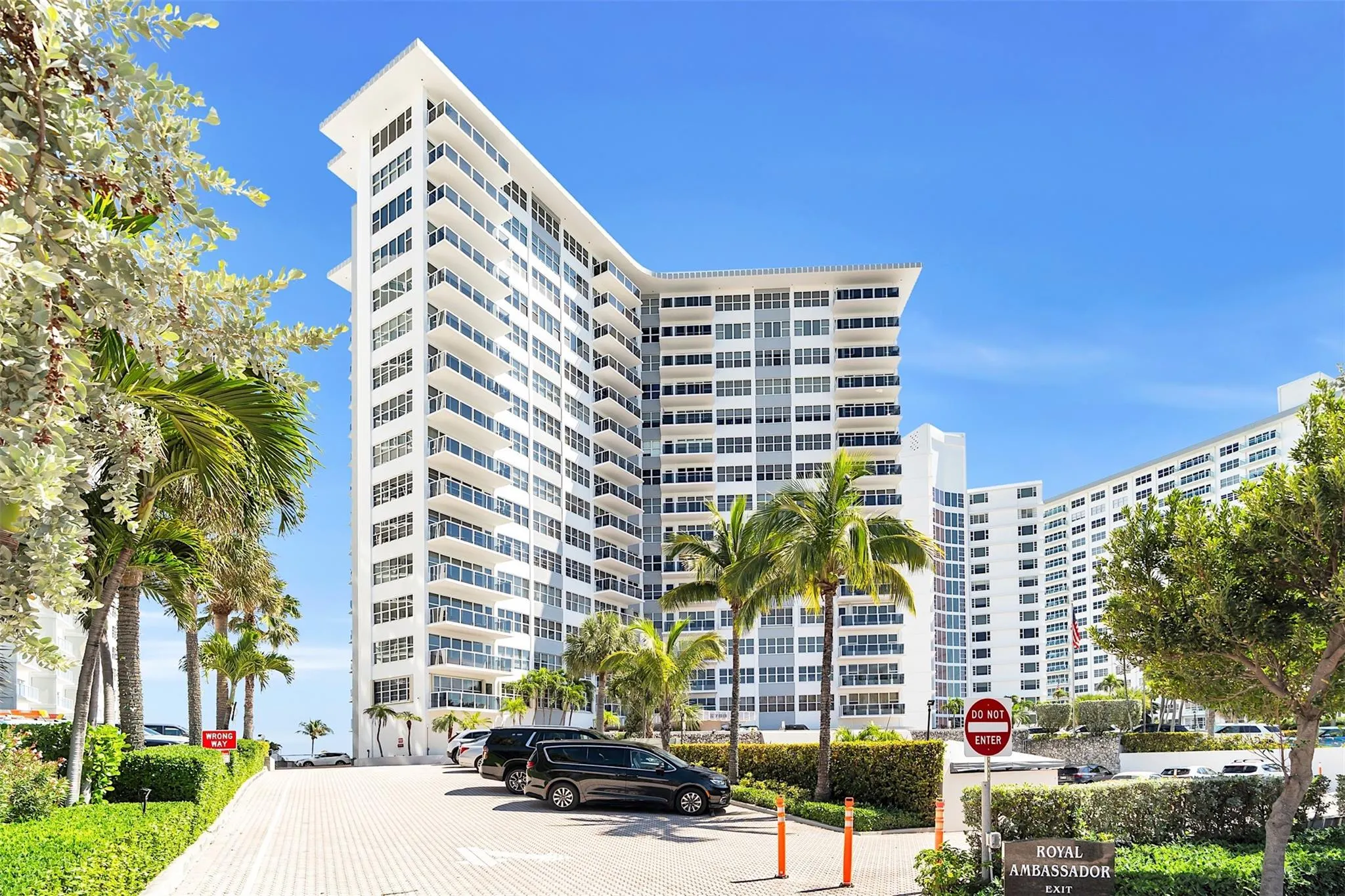 3700 Galt Ocean Dr, #1209