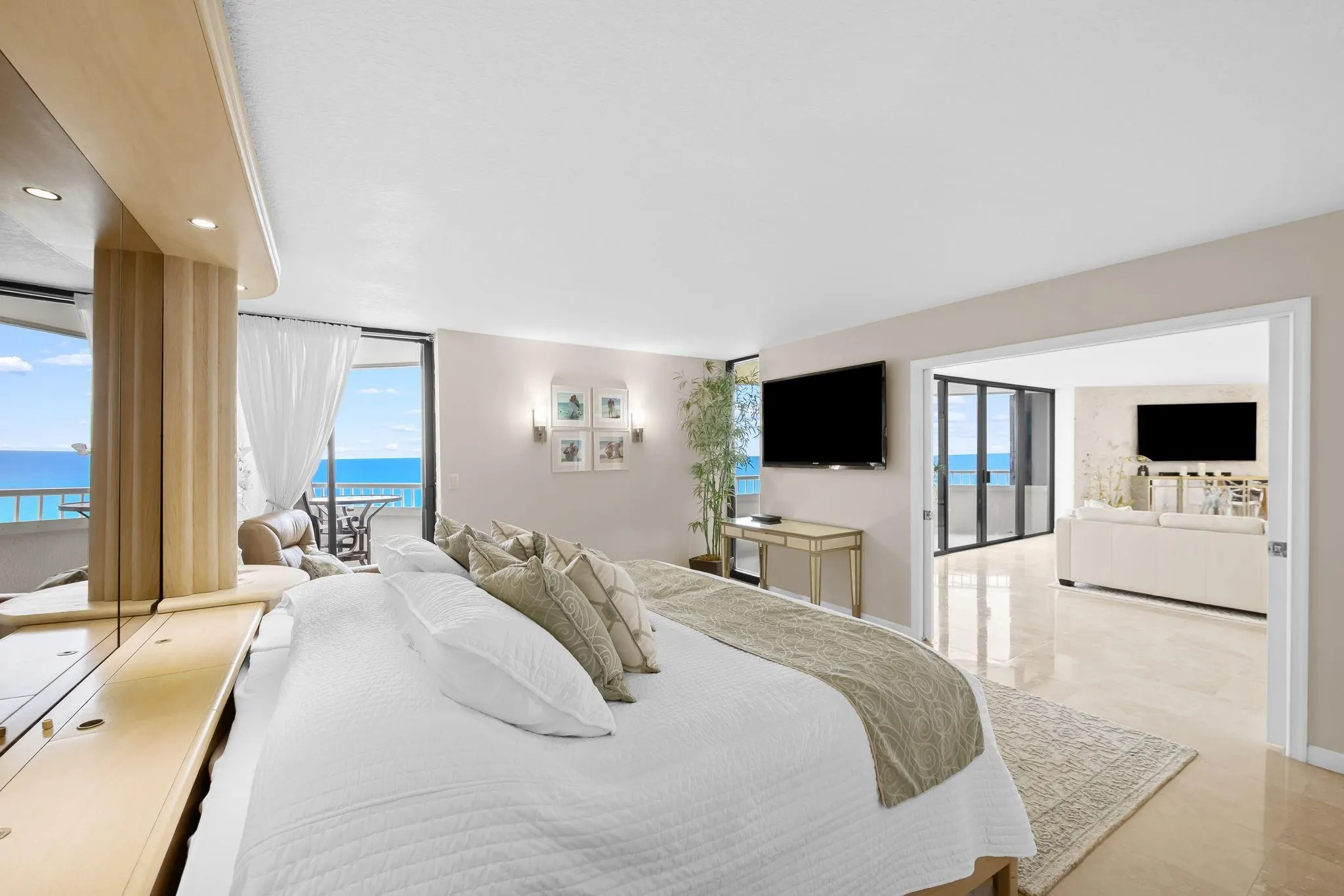 5070 N Ocean Dr, #12-A