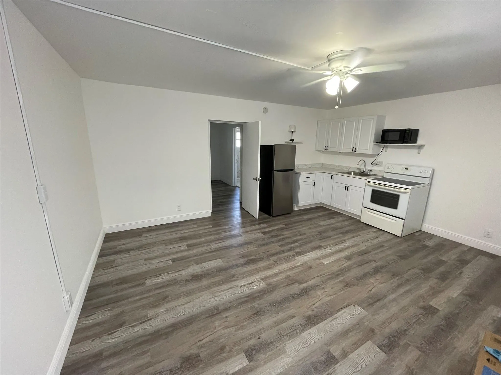 913 18th Ave, #121