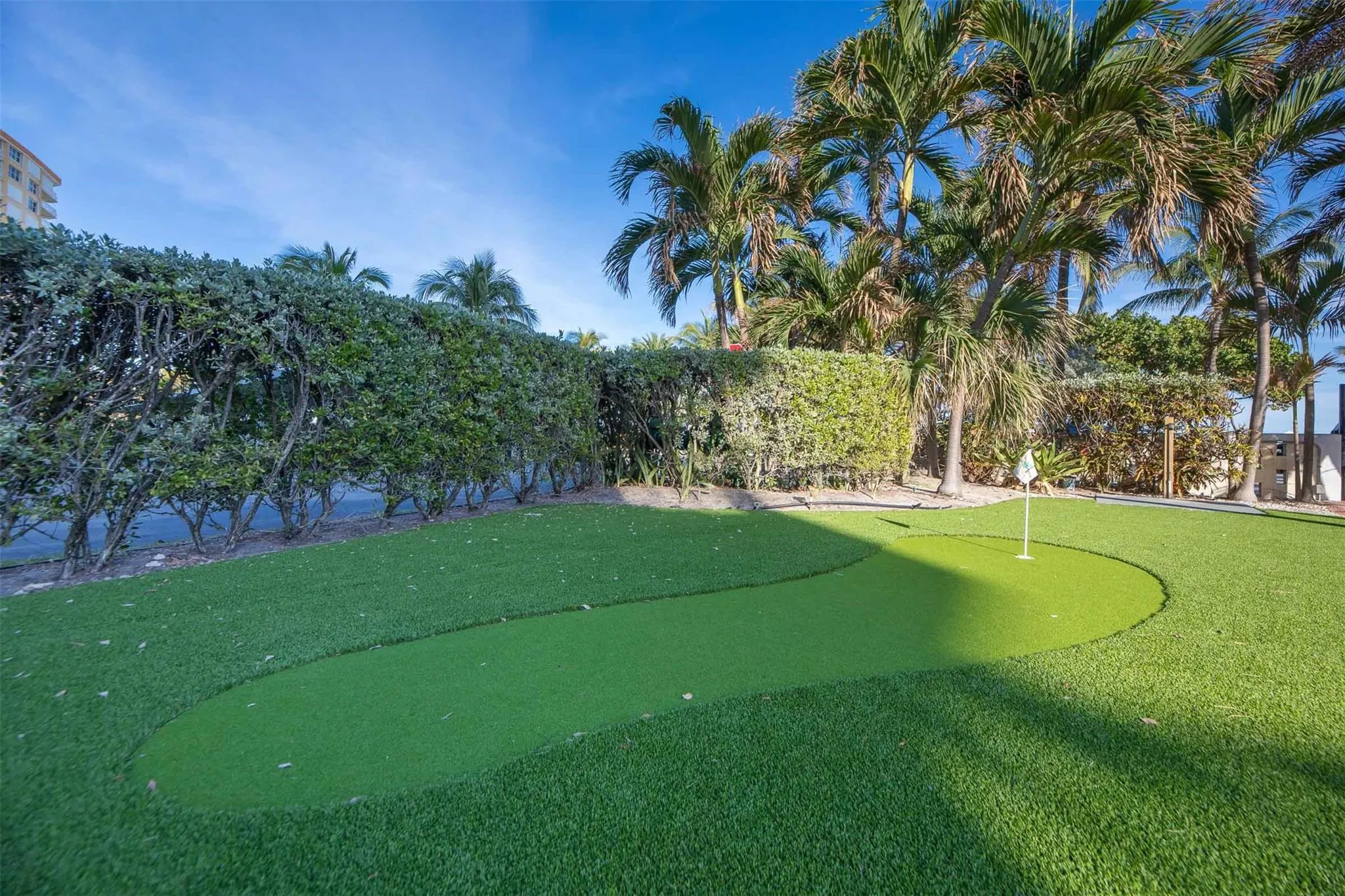 305 N Pompano Beach Blvd, #1006