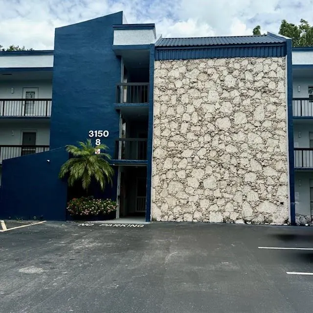 3150 Holiday Springs Blvd, #103