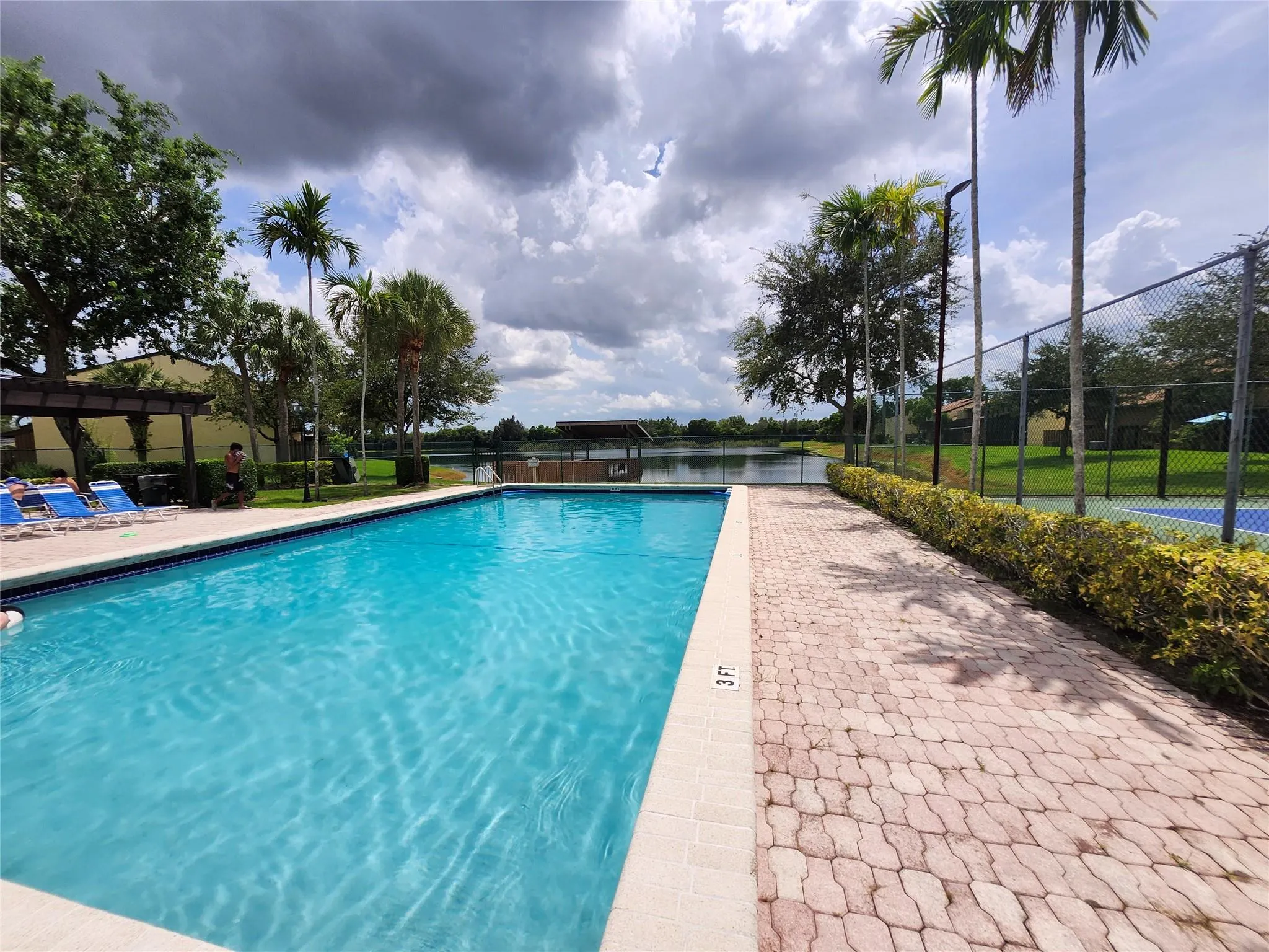 4192 SW 87TH TER