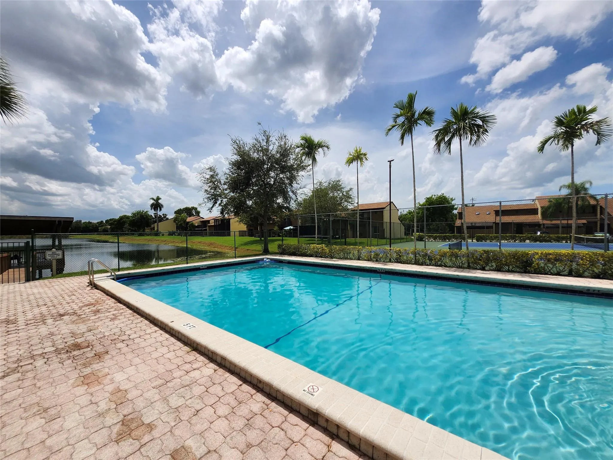 4192 SW 87TH TER