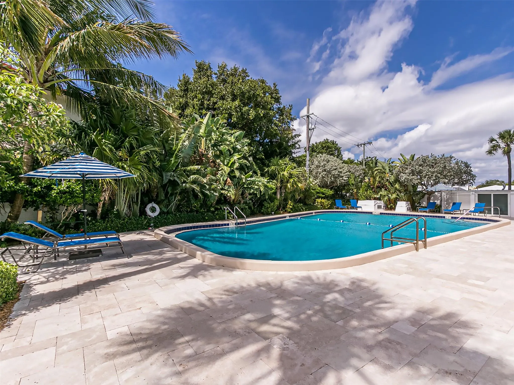 888 Intracoastal Dr, #14G