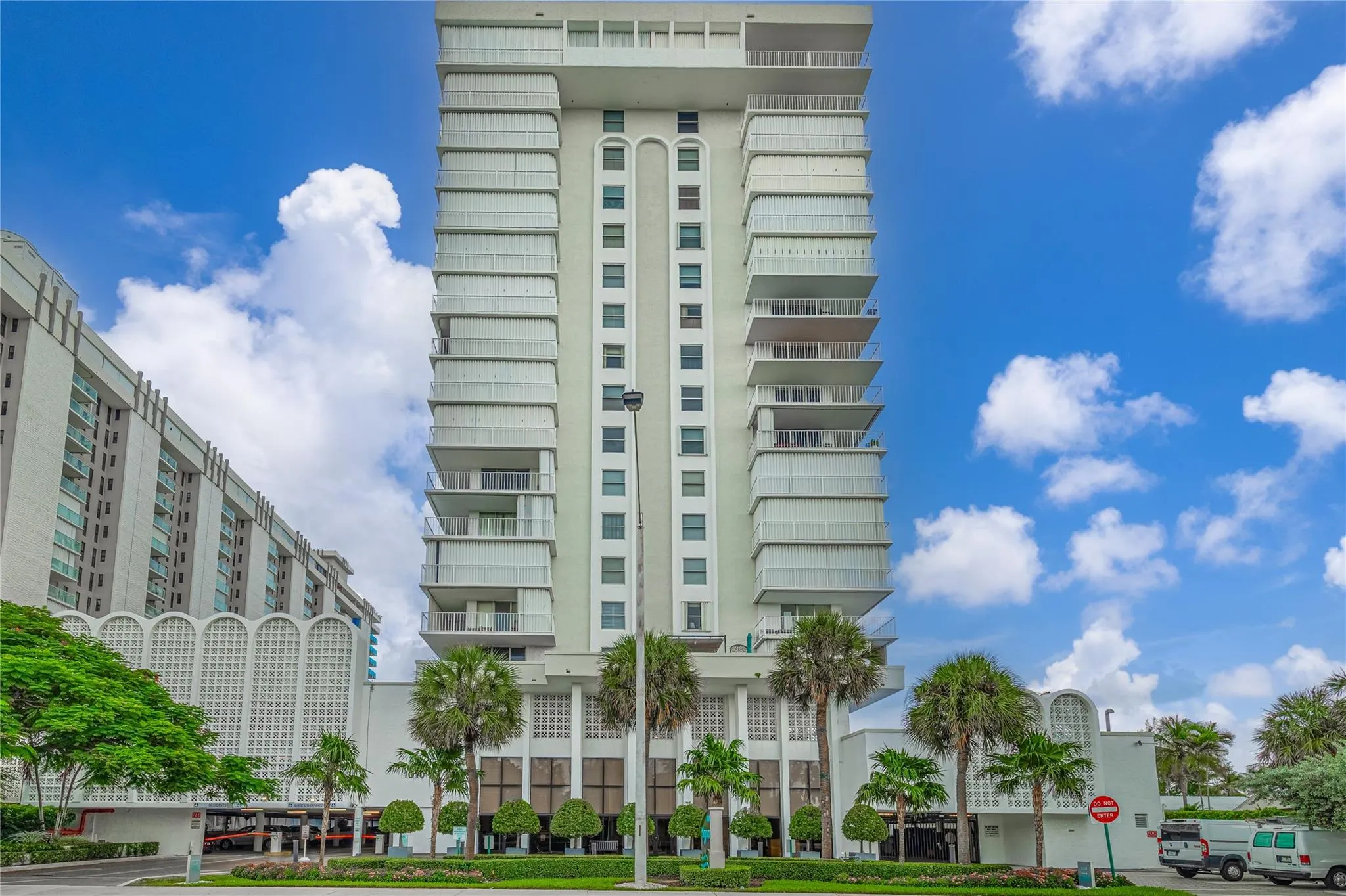 1010 S Ocean Blvd, #605