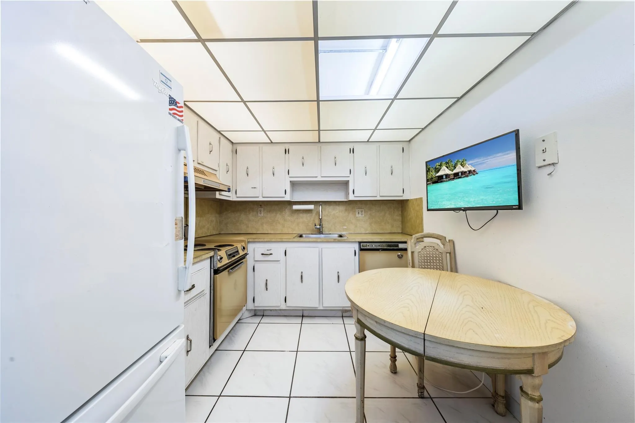 600 Three Islands Boulevard, #301