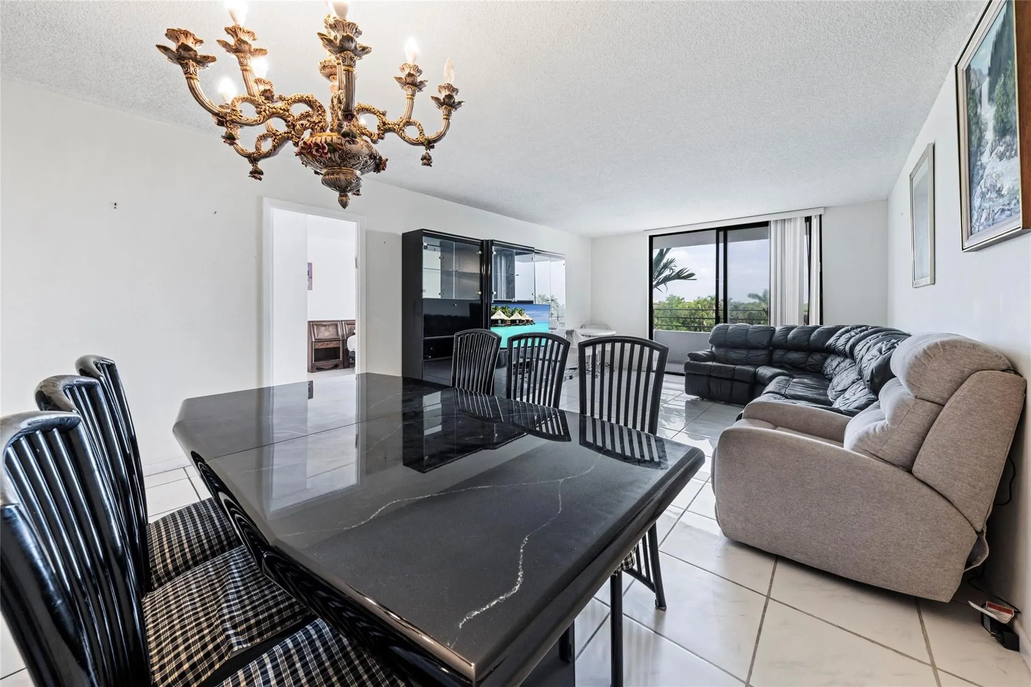 600 Three Islands Boulevard, #301