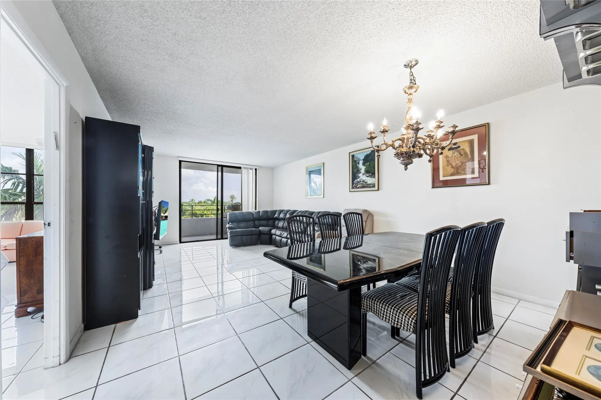 600 Three Islands Boulevard, #301