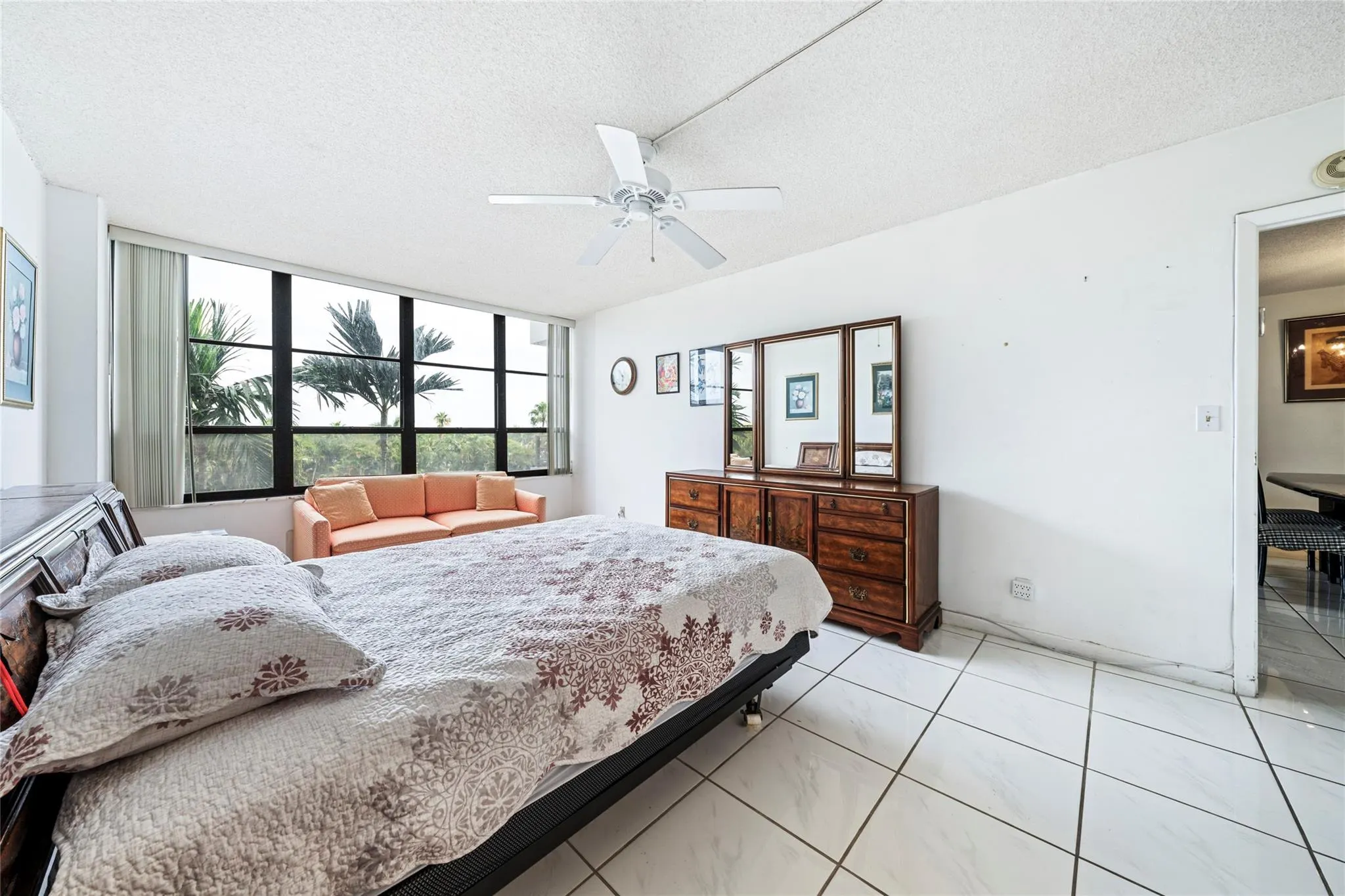 600 Three Islands Boulevard, #301