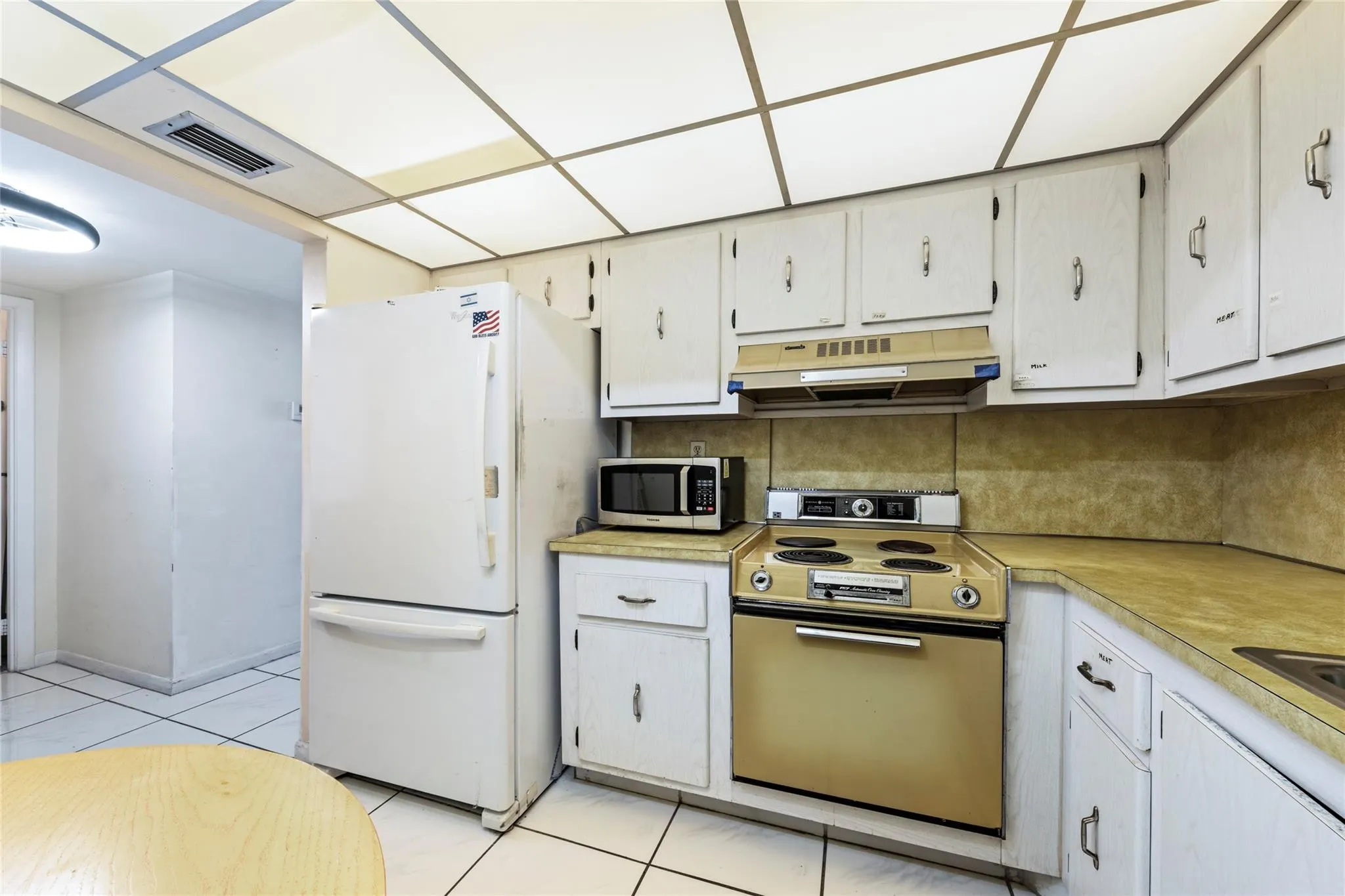 600 Three Islands Boulevard, #301