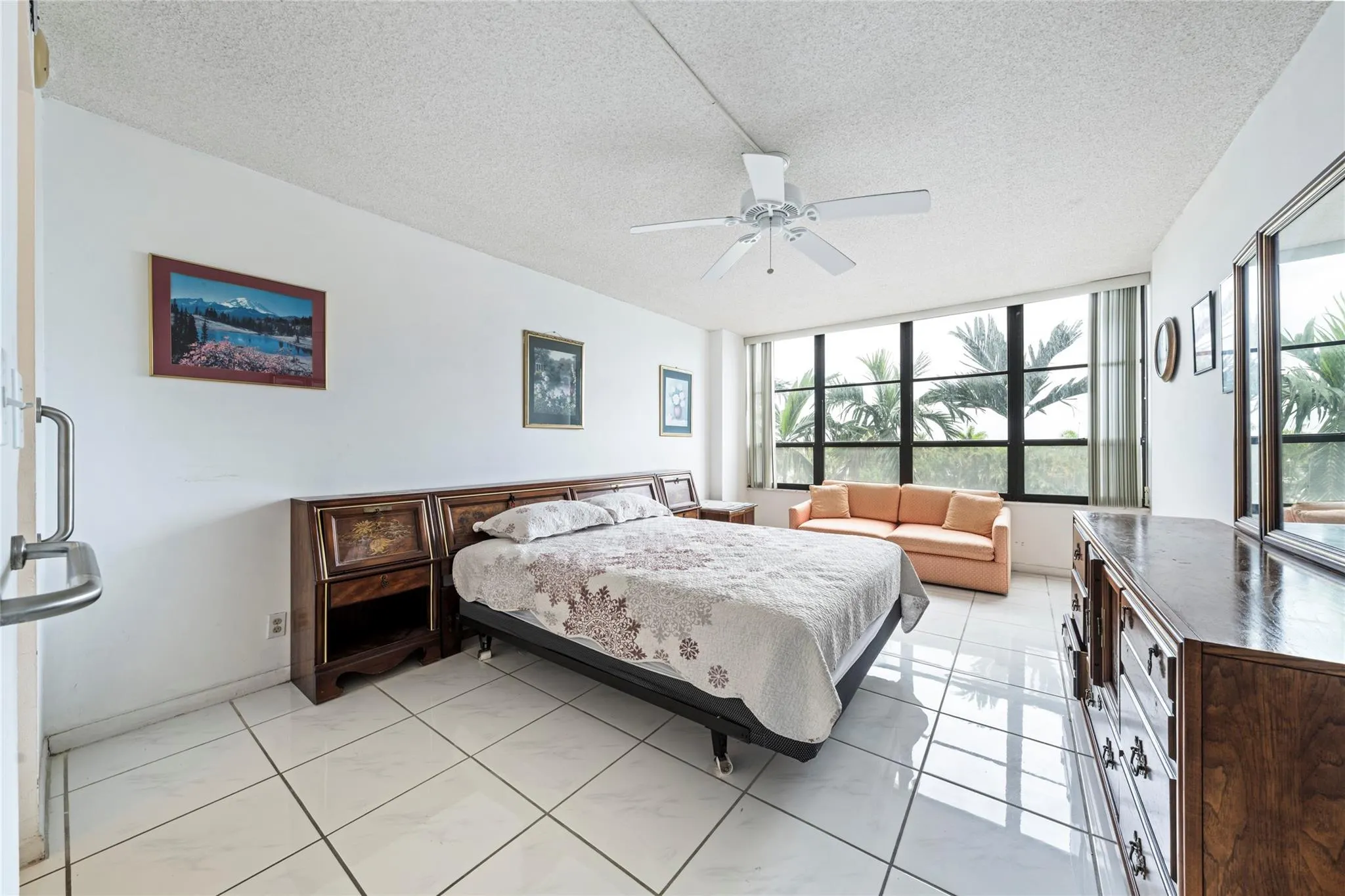 600 Three Islands Boulevard, #301