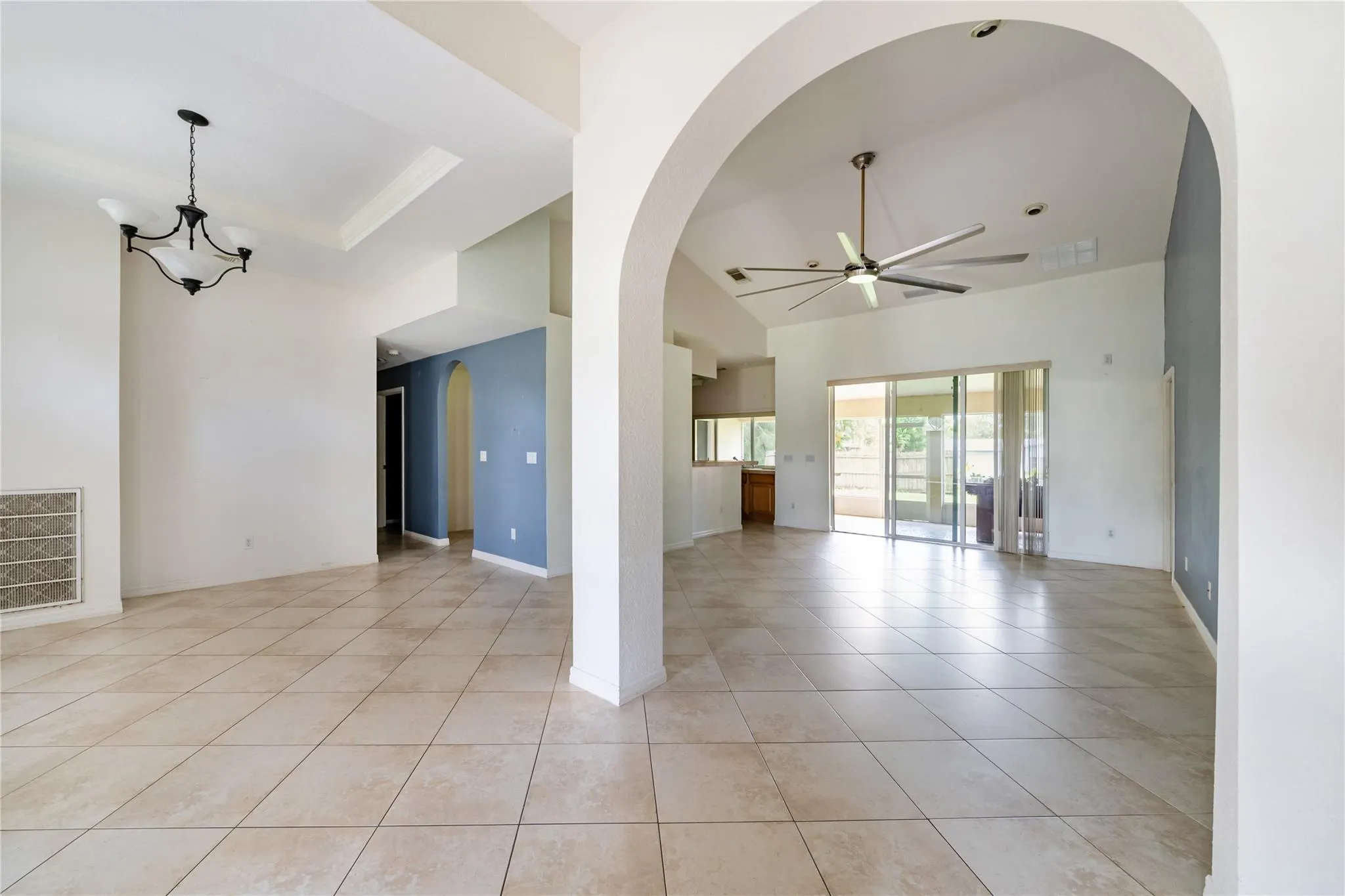 7205 Hibiscus Road