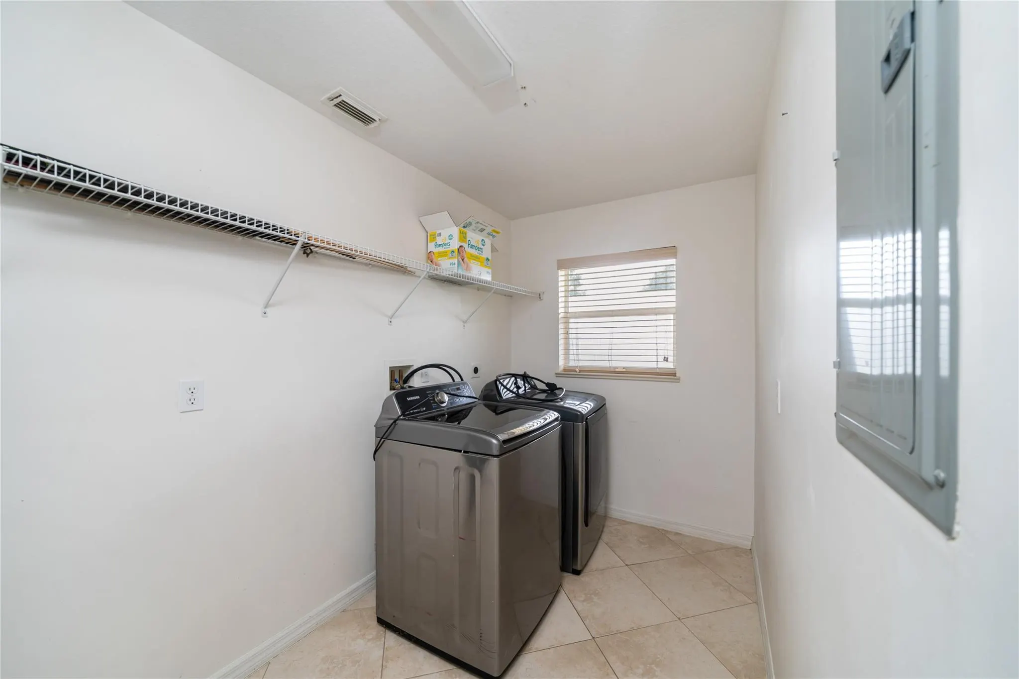 7205 Hibiscus Road