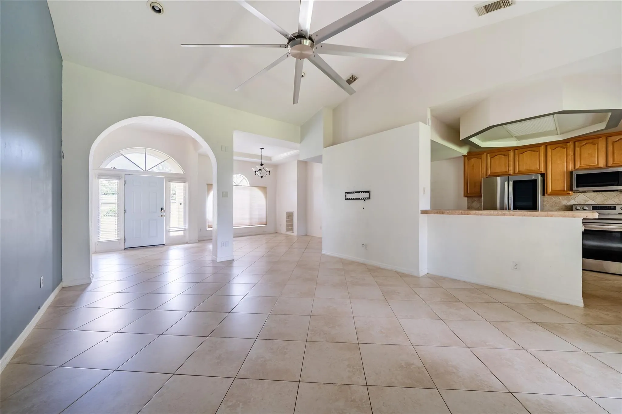 7205 Hibiscus Road