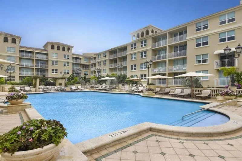 99 SE Mizner Blvd, #614