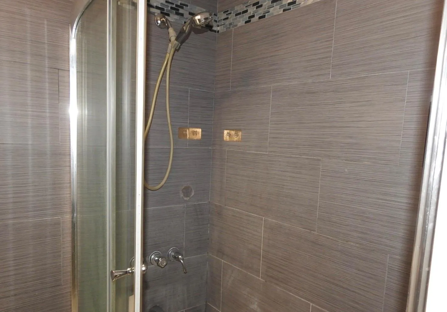 4050 NE 12 ter, #13