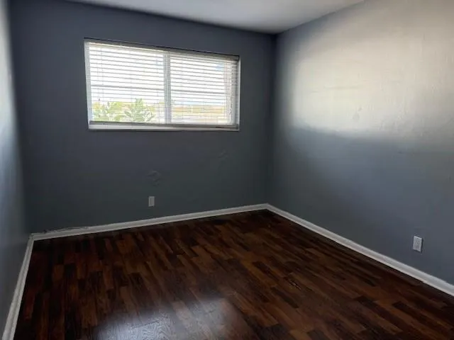 4050 NE 12 ter, #13