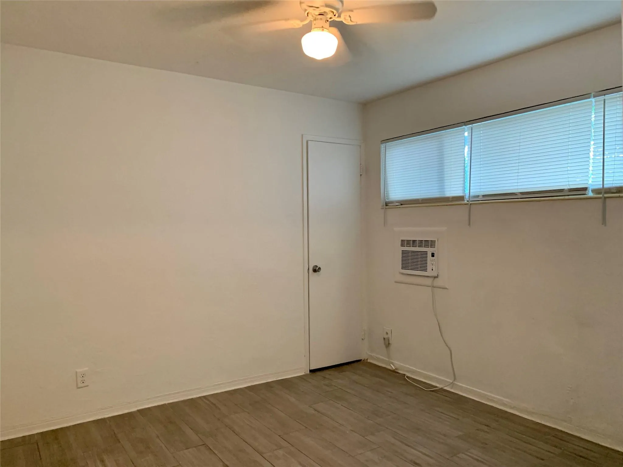 2400 NE 4th st