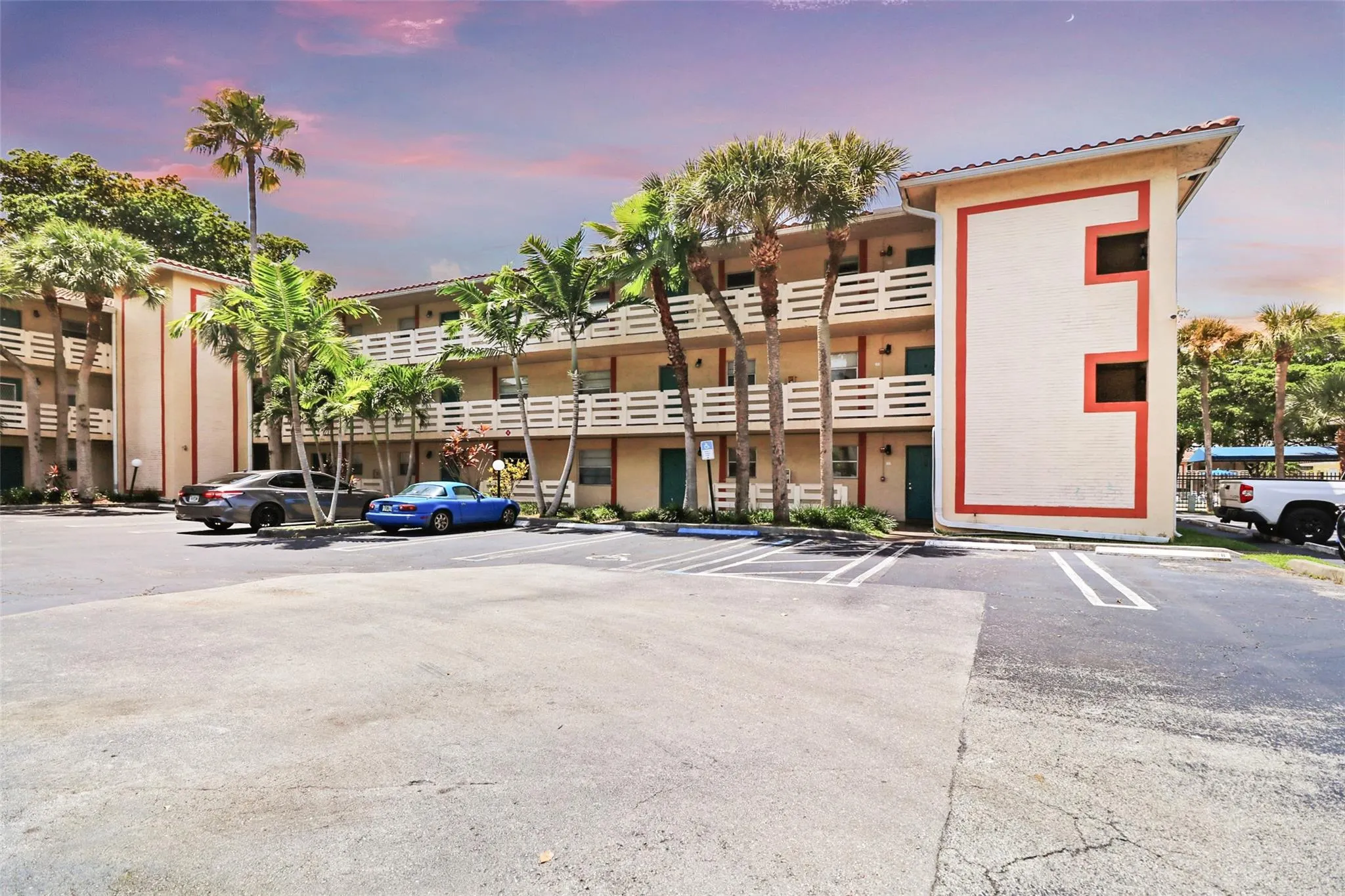 3246 NW 102nd Ter, #308-F