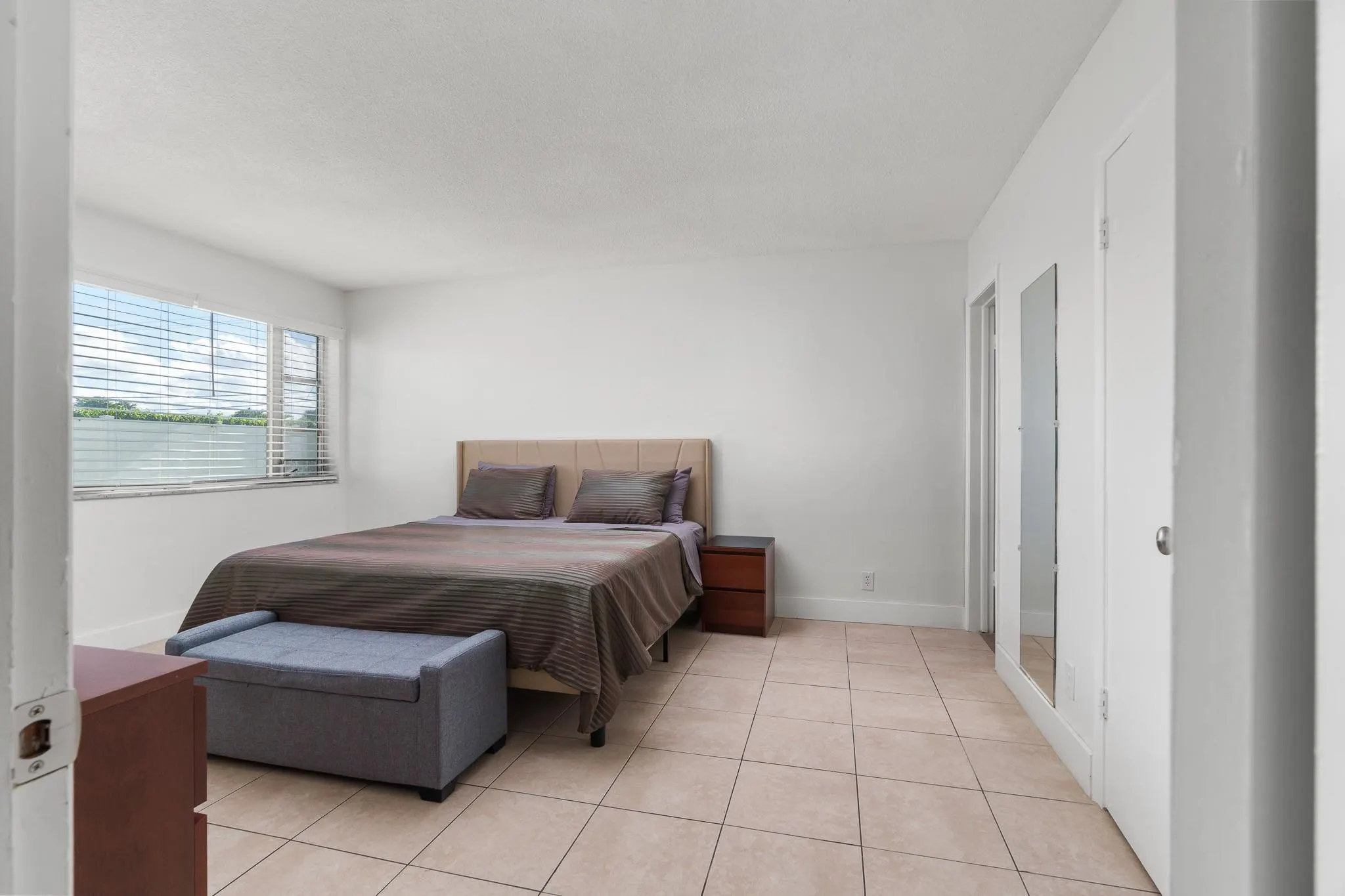 418 S Cypress Rd, #106