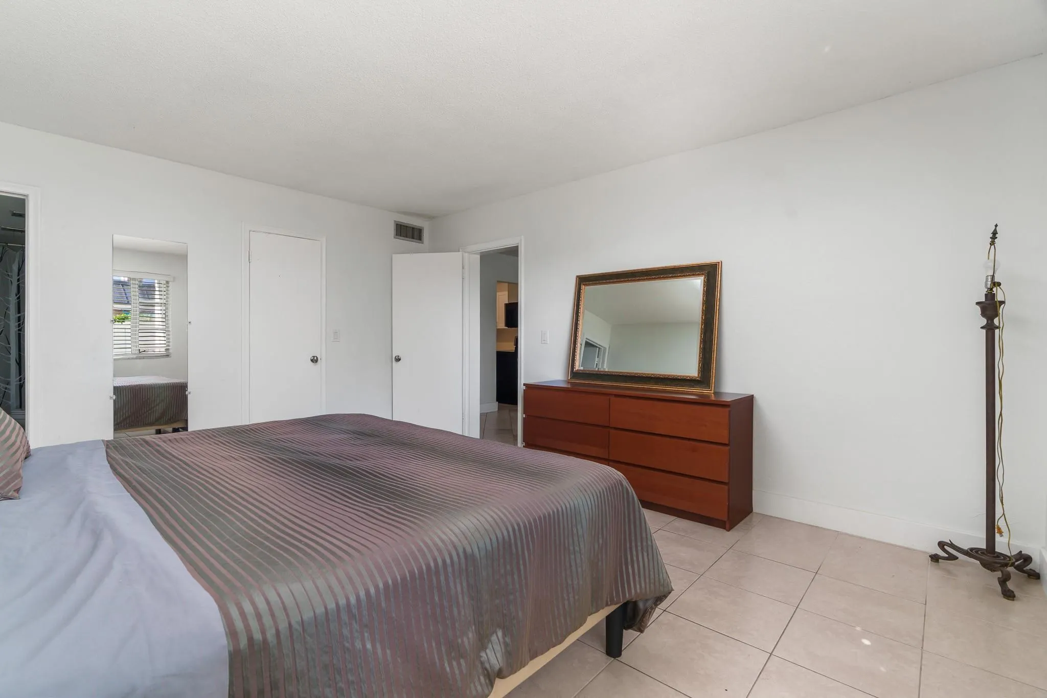418 S Cypress Rd, #106