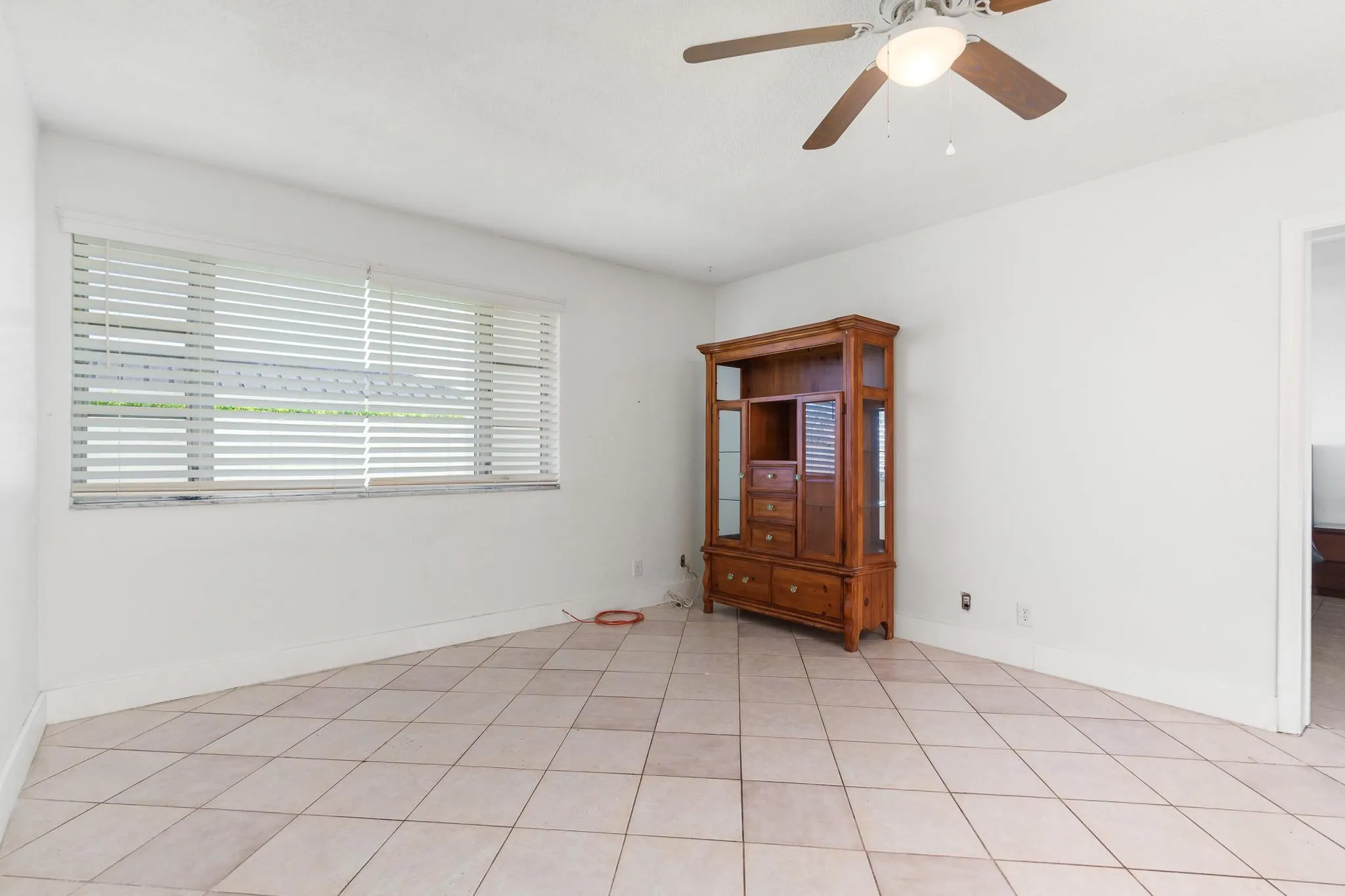 418 S Cypress Rd, #106