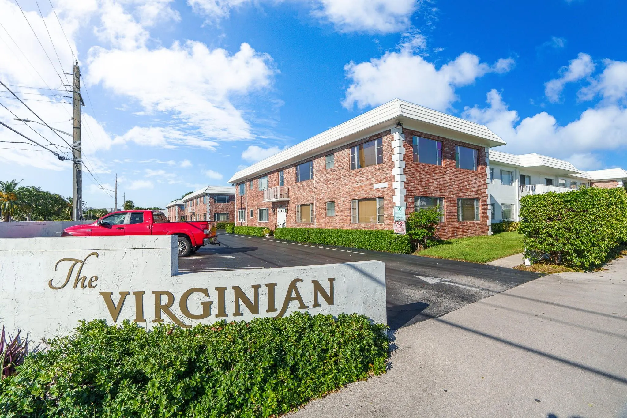 418 S Cypress Rd, #106