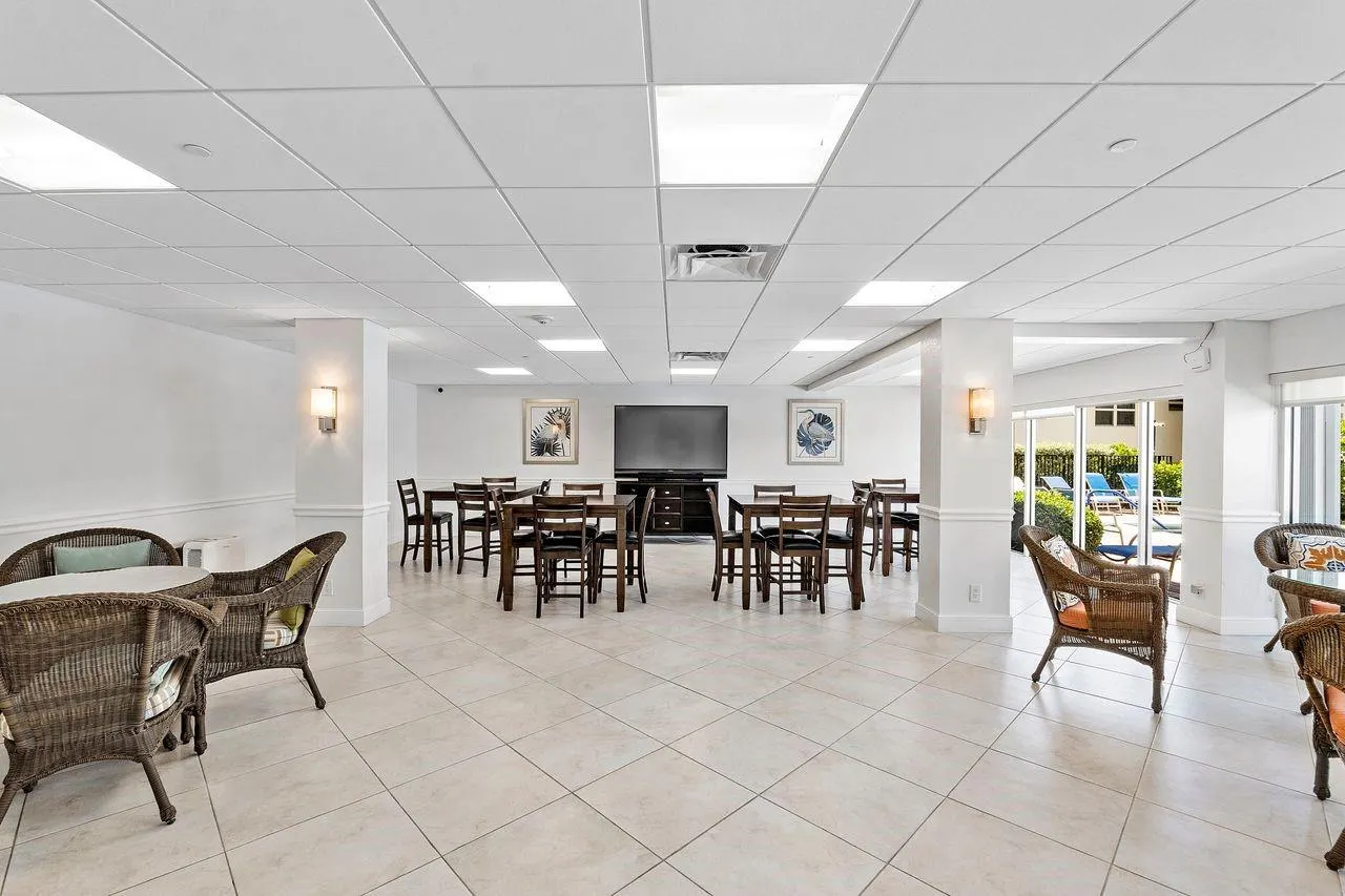 1500 S Ocean Blvd, #706