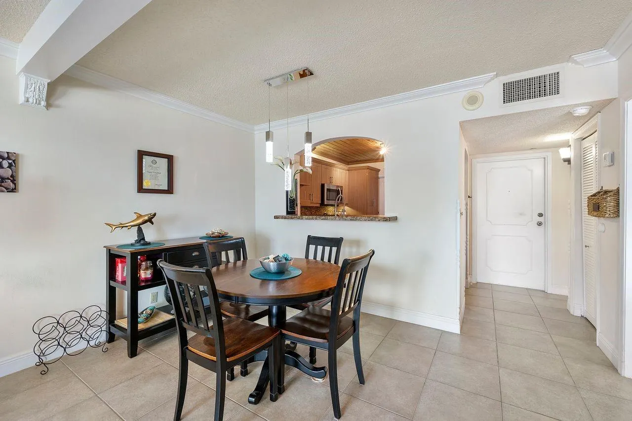 1500 S Ocean Blvd, #706