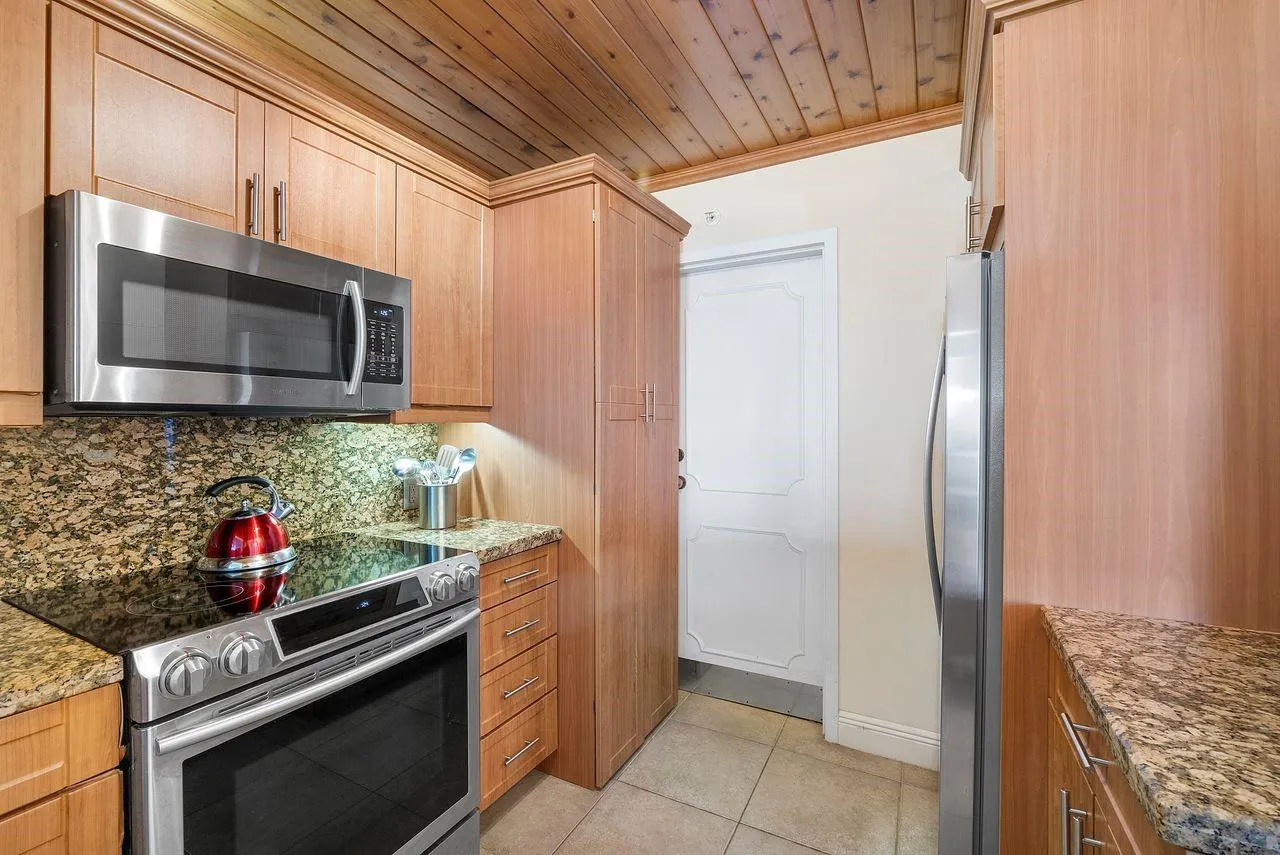 1500 S Ocean Blvd, #706