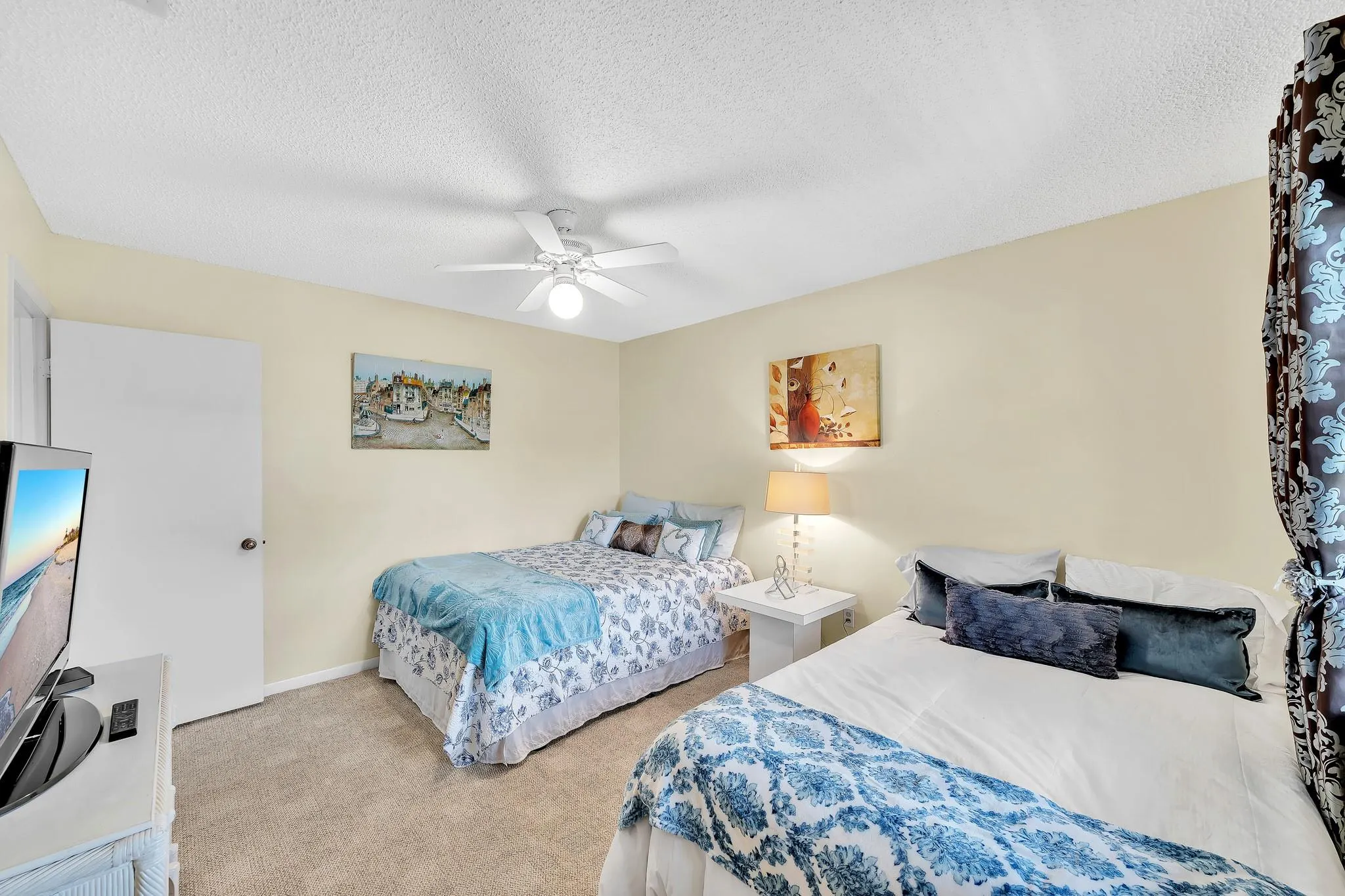 9278 VISTA DEL LAGO F, #F