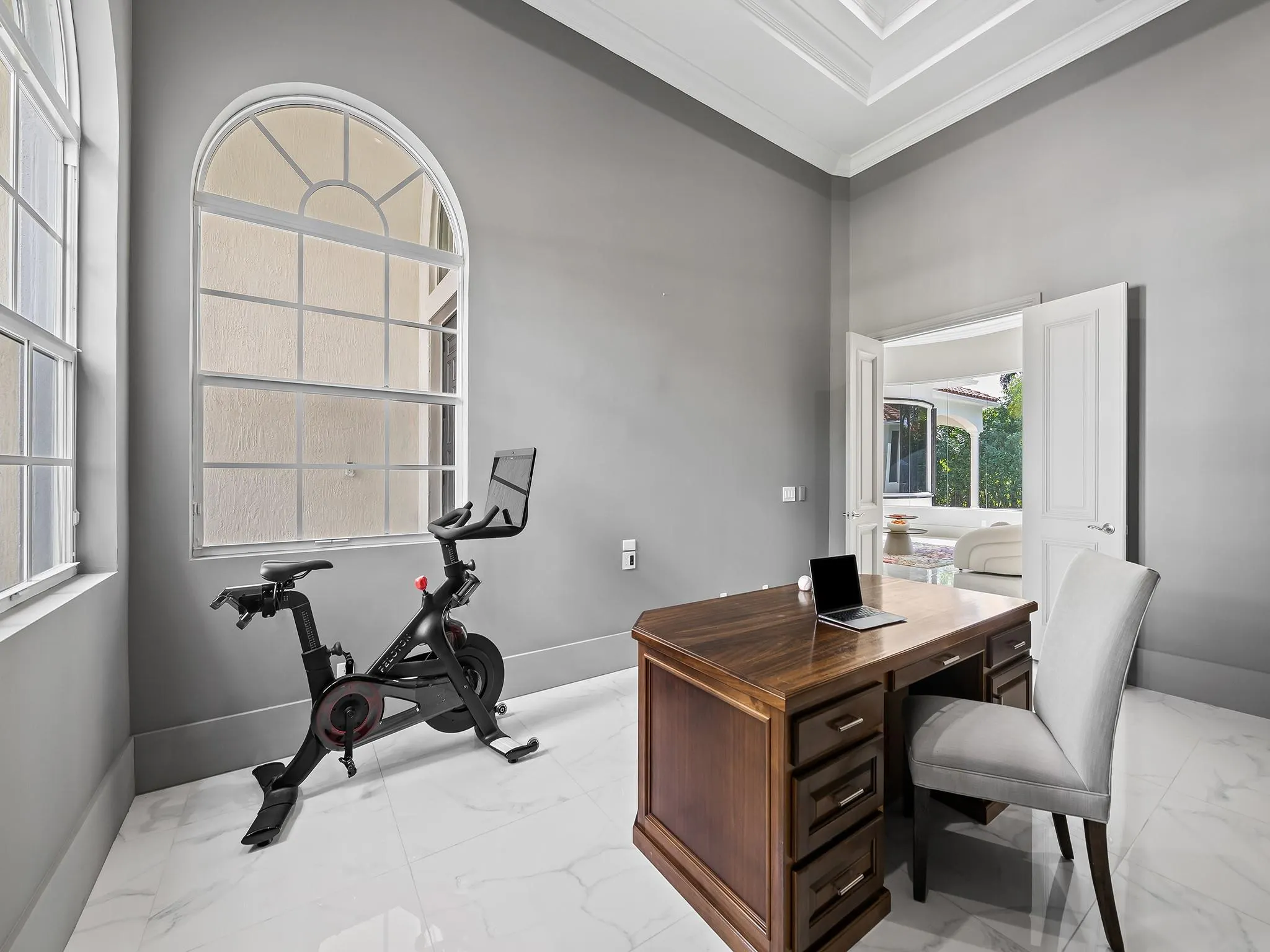 12922 Grand Oaks Dr