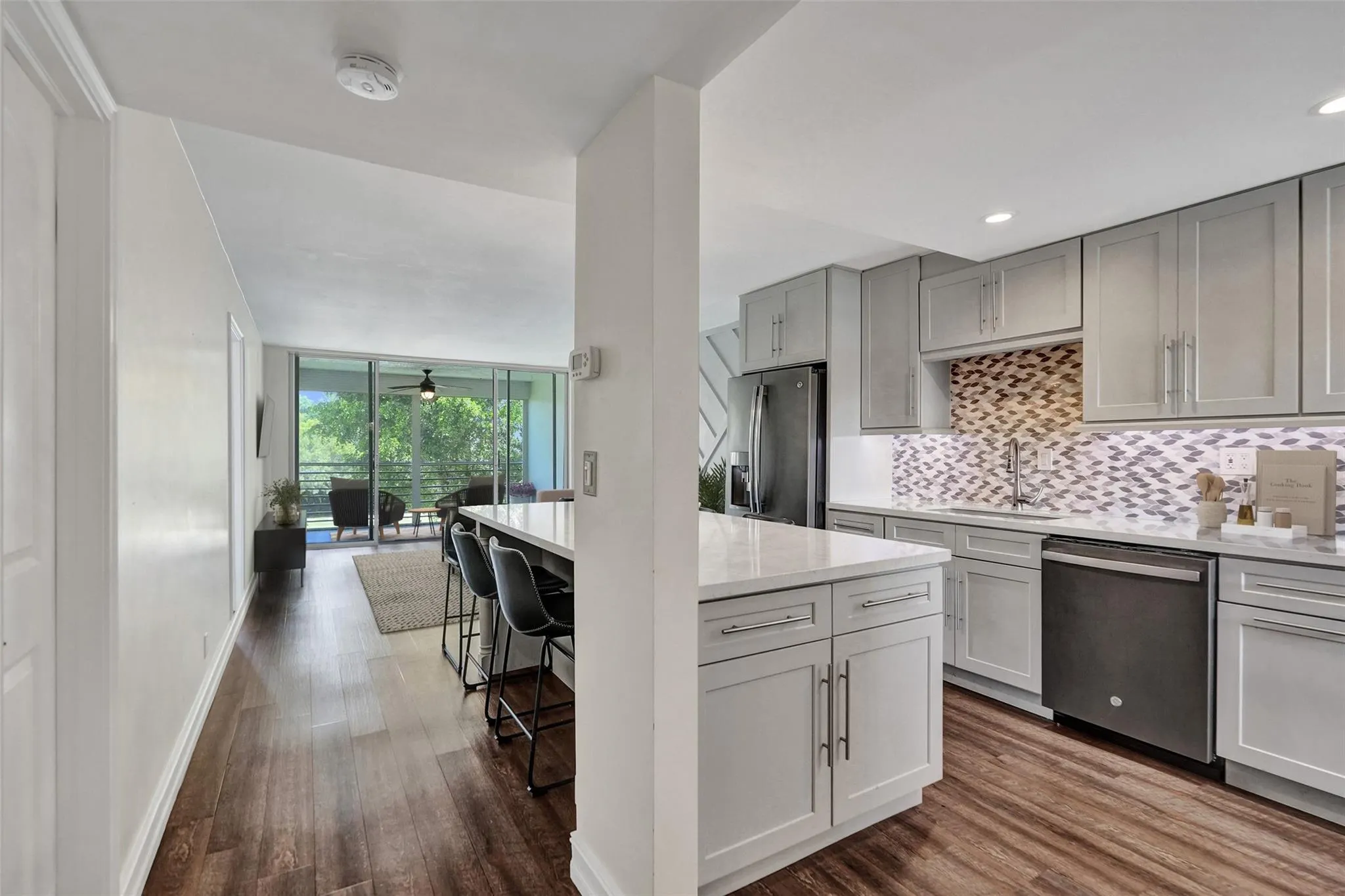 9460 Tangerine Pl, #3rd Floor
