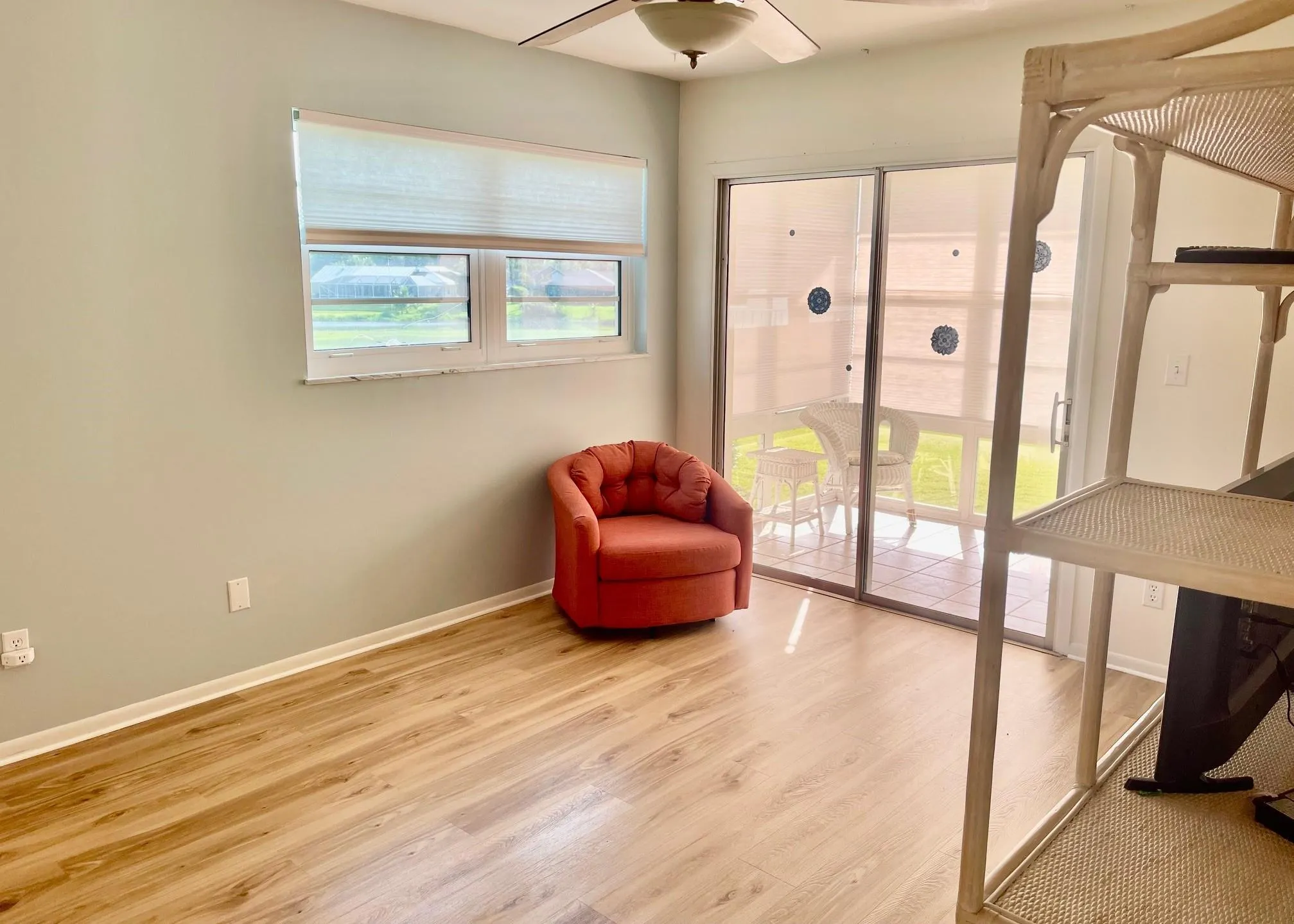 35 Pine Arbor Ln, #202