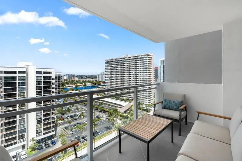 2030 S Ocean Dr, #1407