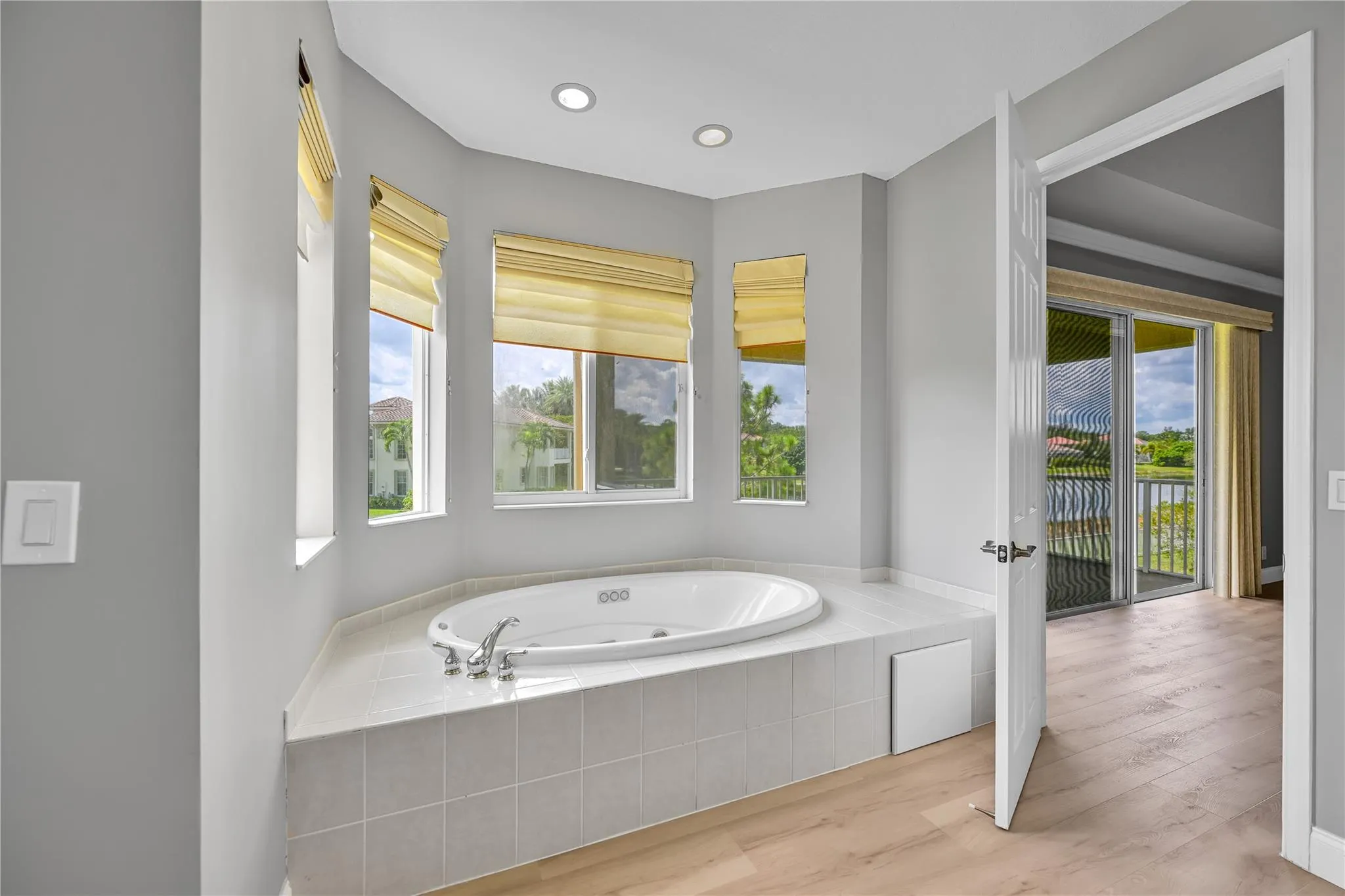 11162 Regatta Lane