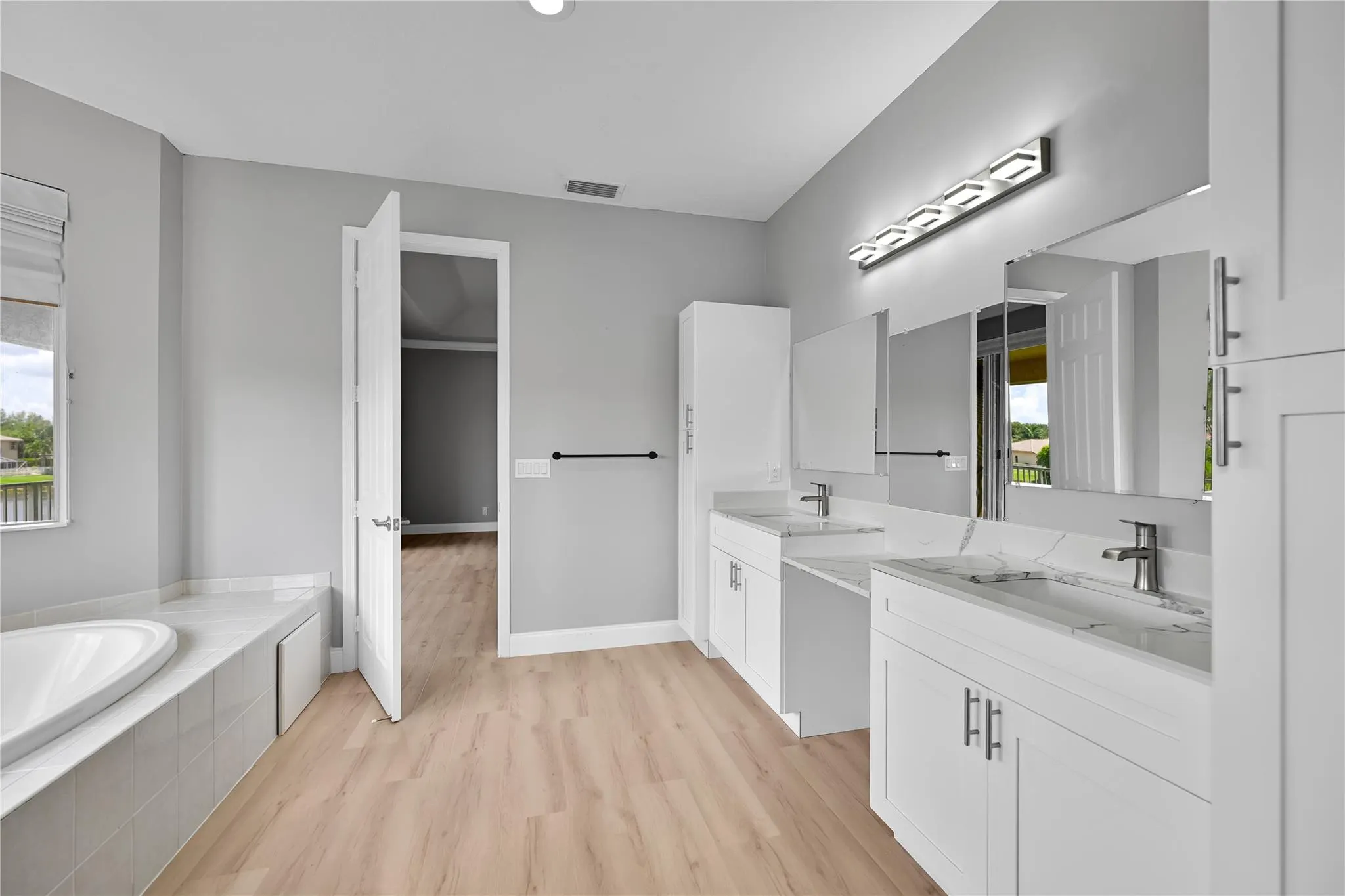 11162 Regatta Lane