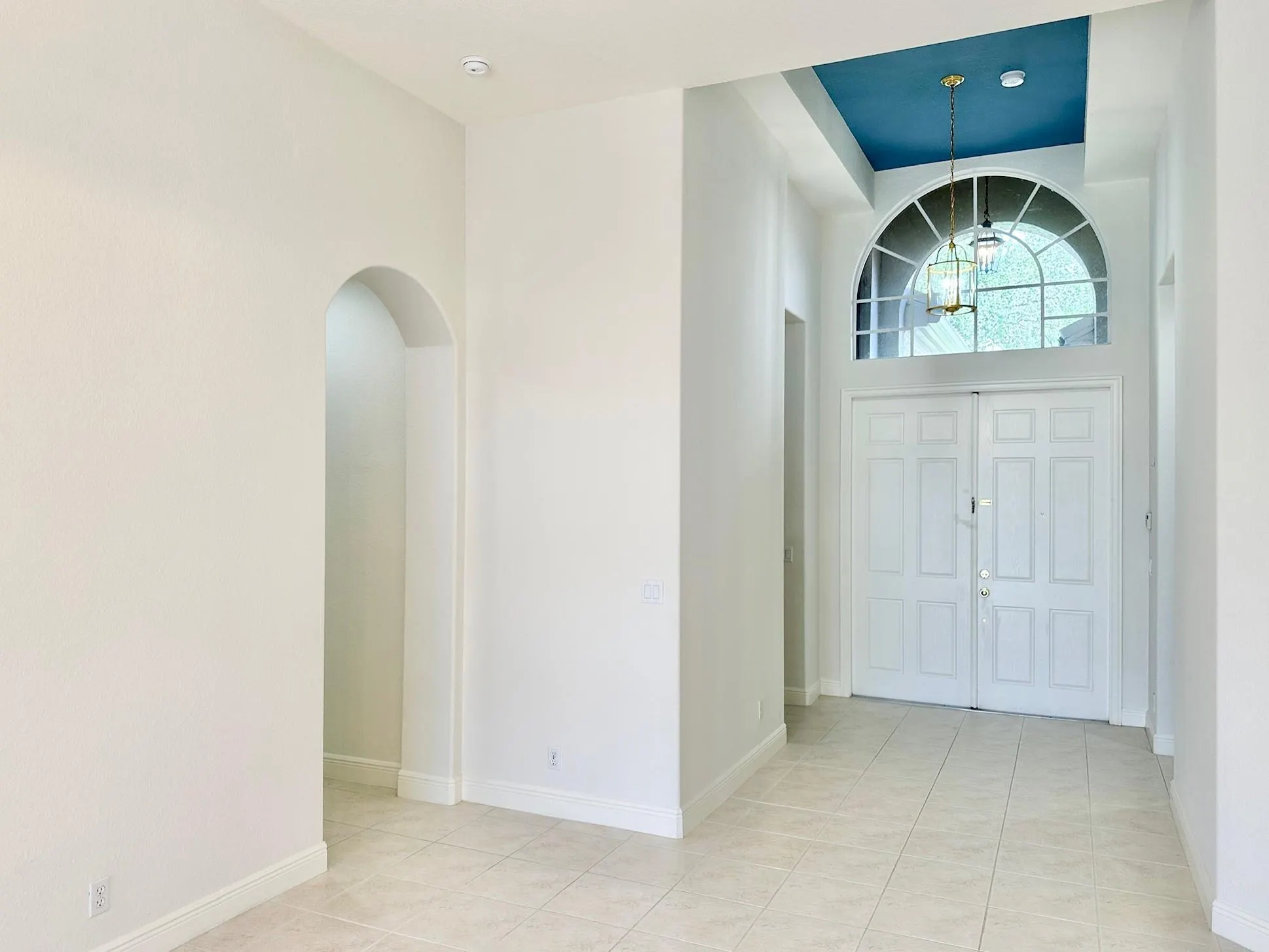 7404 NW 114th Ter