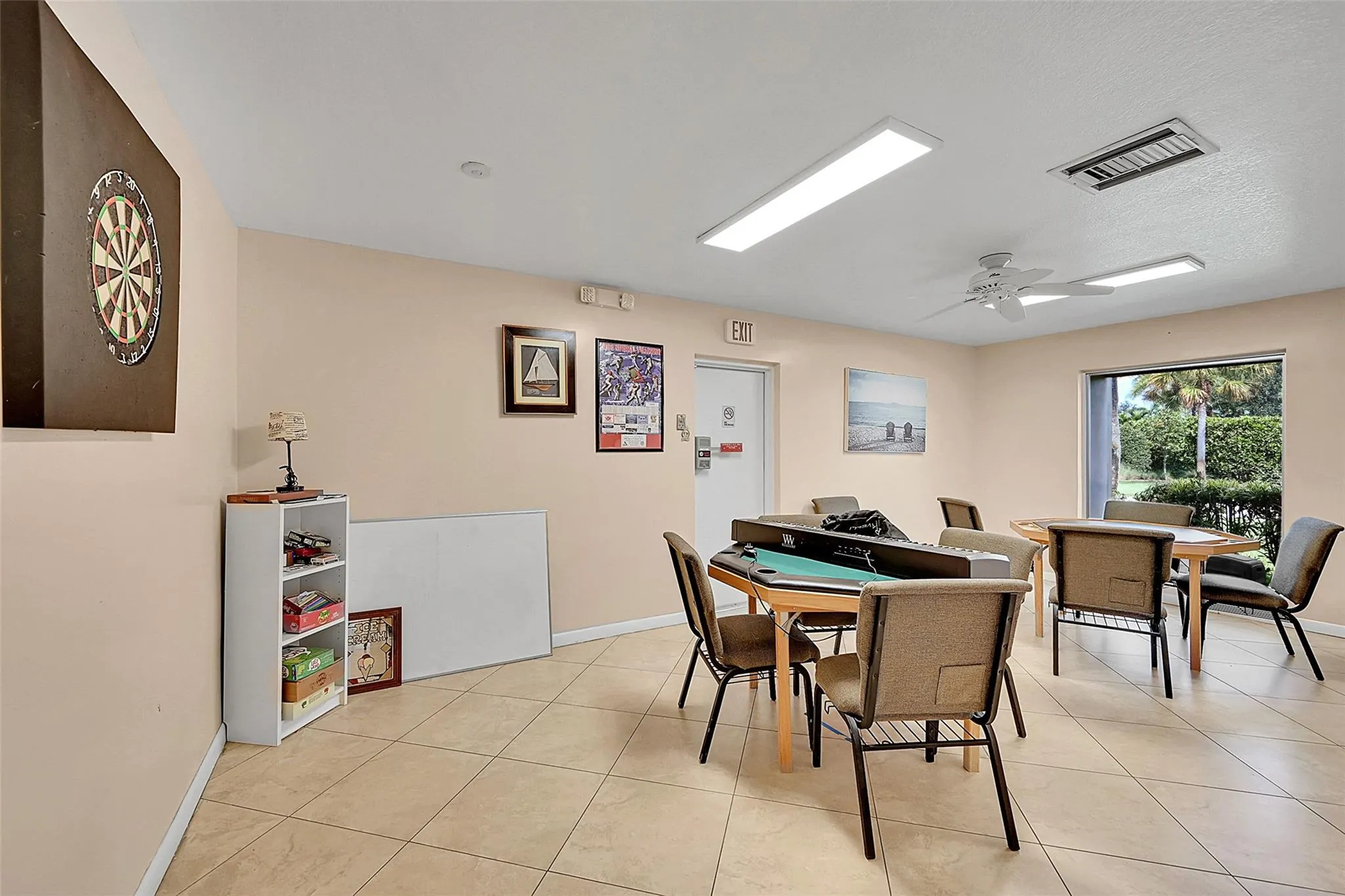 23 Abbey Ln, #202