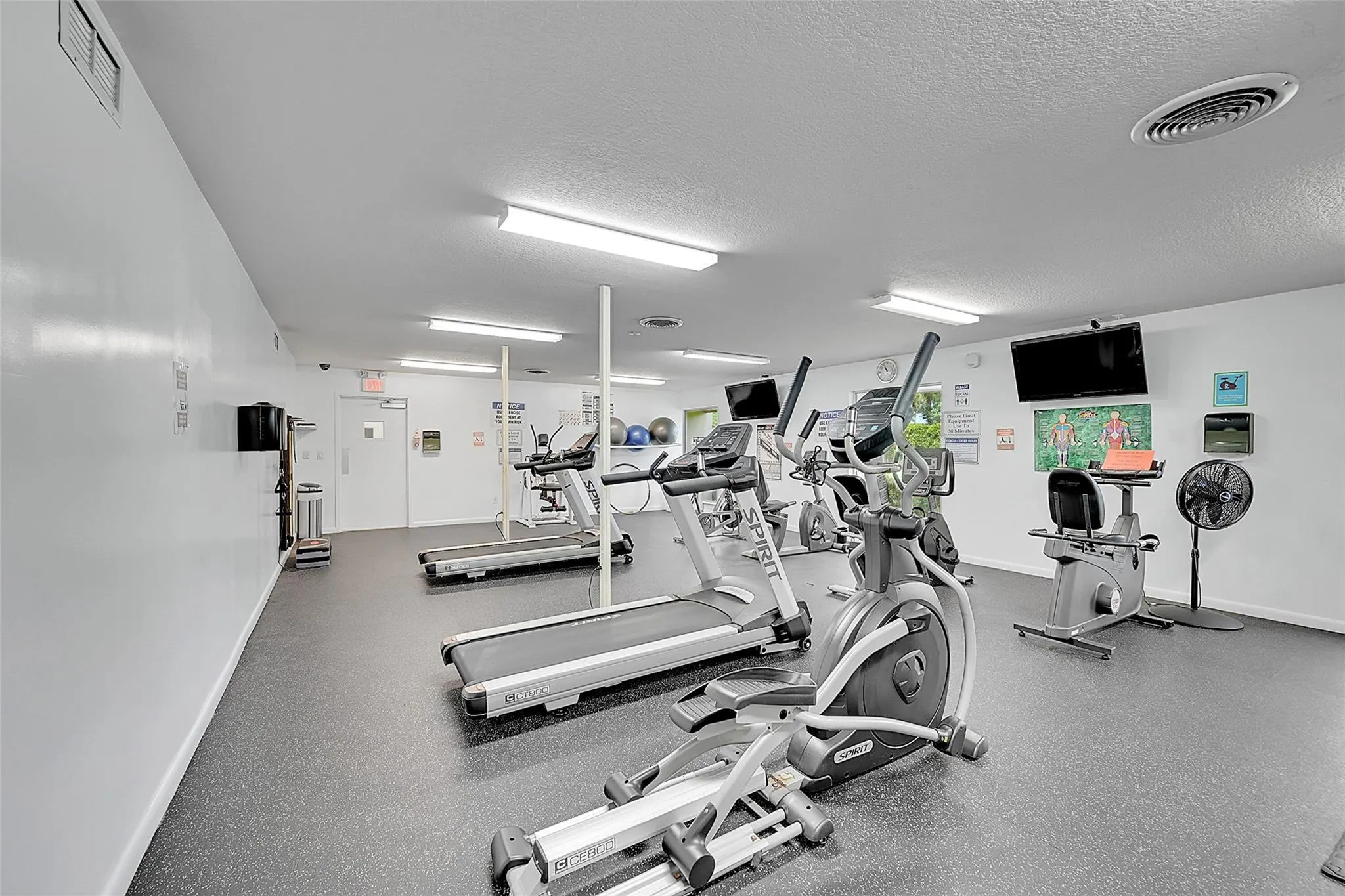 23 Abbey Ln, #202