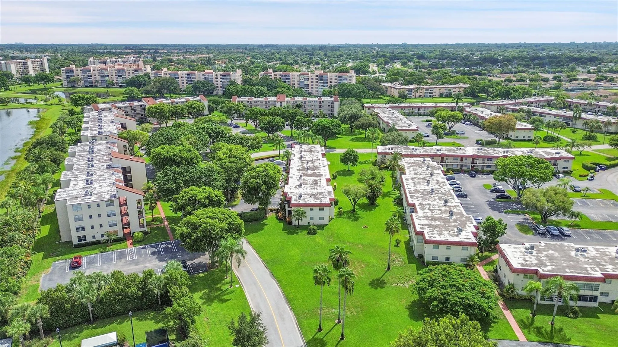 23 Abbey Ln, #202