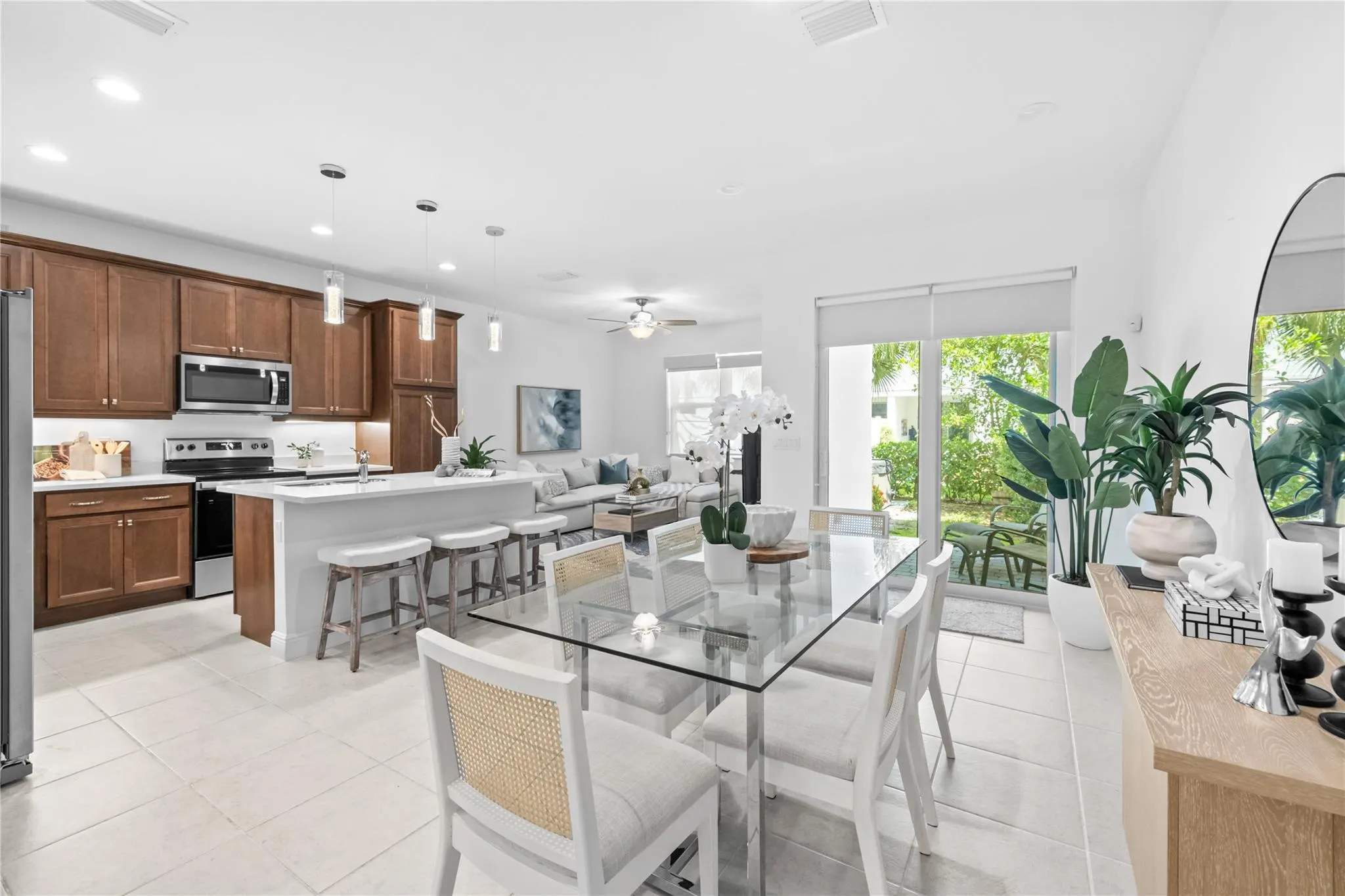 1823 Sandpiper Point Place, #1823