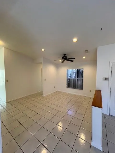 4020 SW 72nd Way